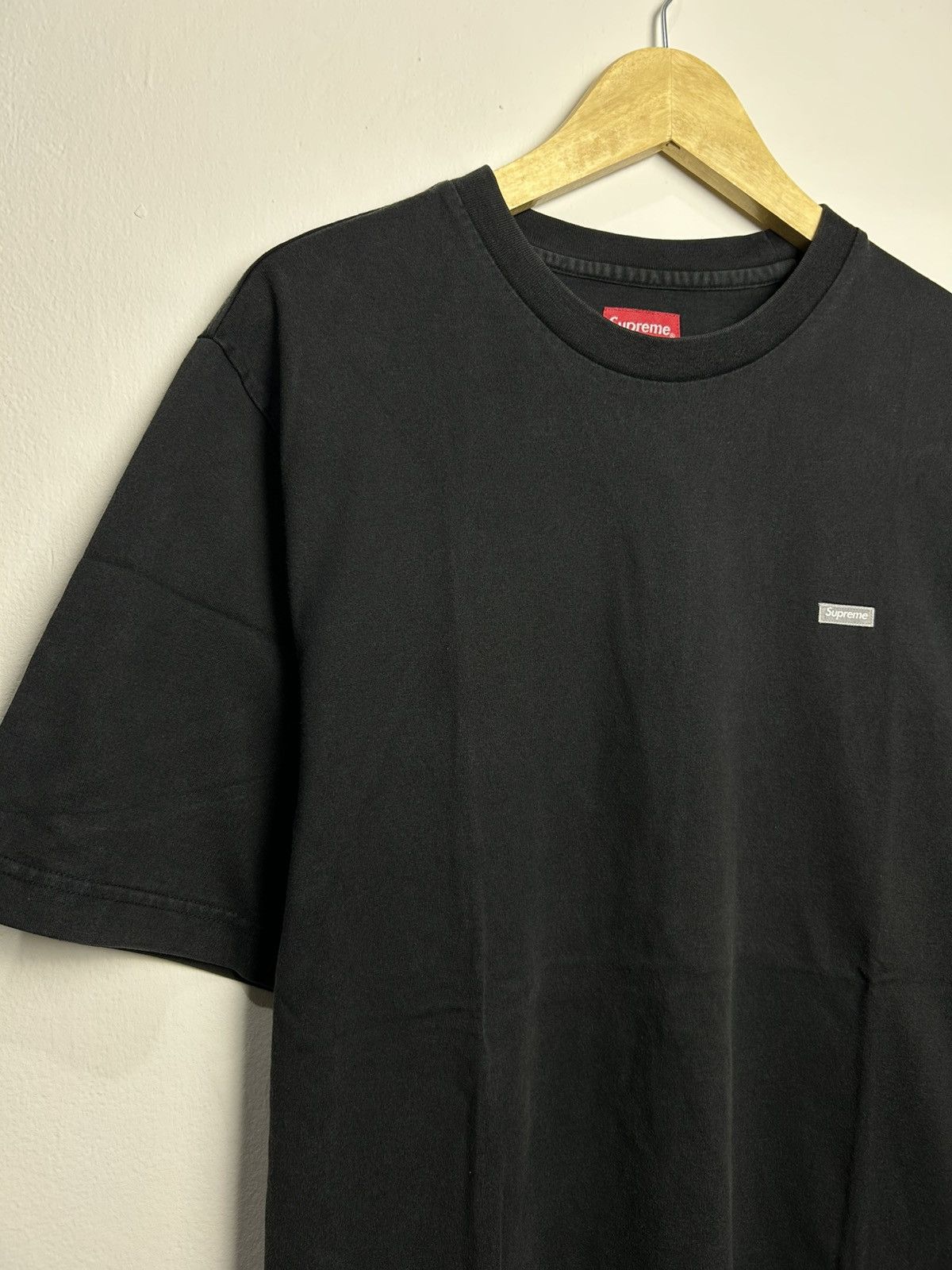 Supreme Supreme reflective small box tee Size US L / EU 52-54 / 3 - 2 Thumbnail