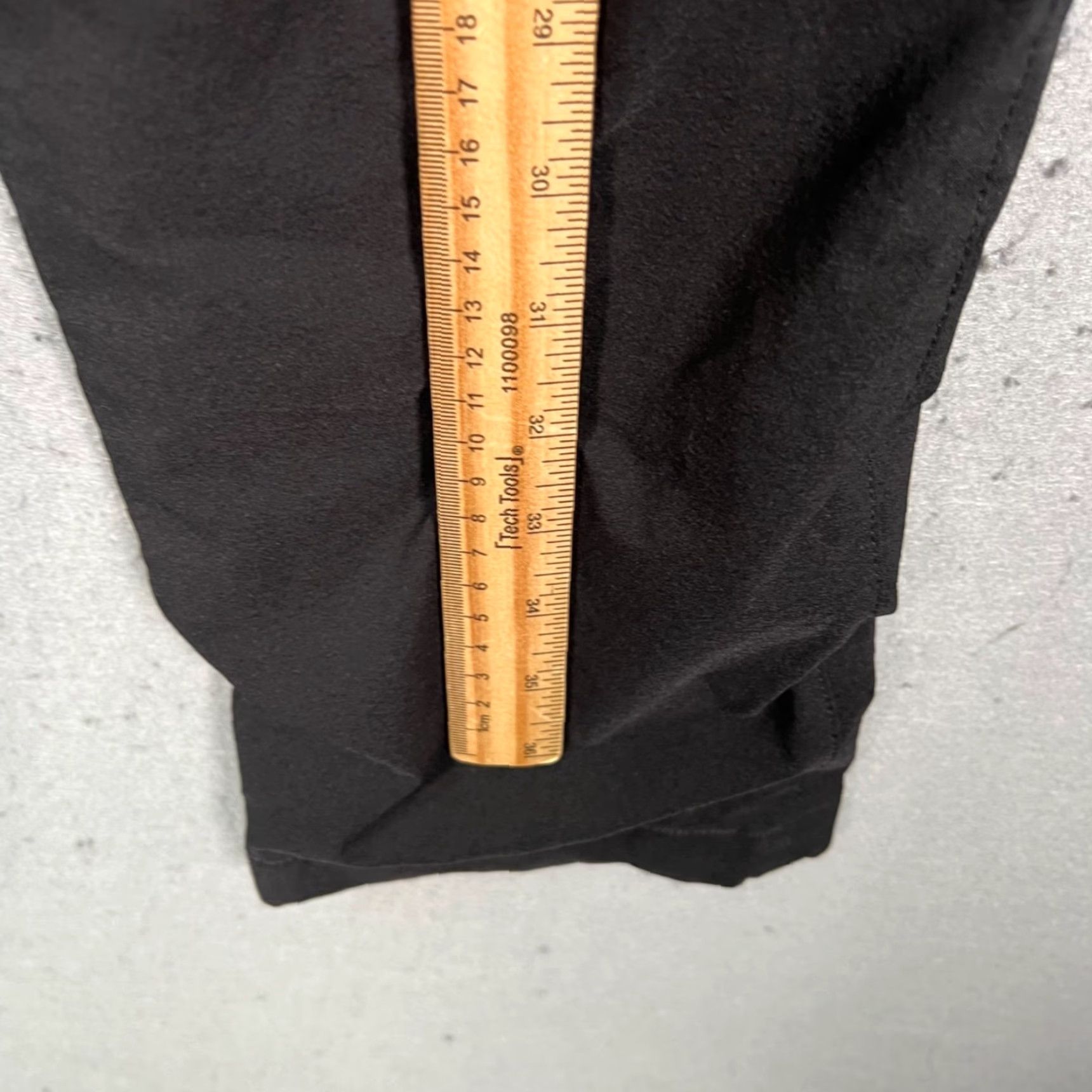 Uniqlo Uniqlo Pants Men Slim Straight Leg Lined Heattech Black 26-27 30 Inseam Size Small Chino Casual Runtime: 7/10 Shirt? Wait. Size US 29 - 5 Thumbnail