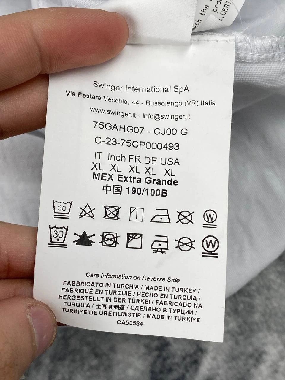 Versace Versace Jeans Couture V-Emblem Size US XL / EU 56 / 4 - 5 Thumbnail