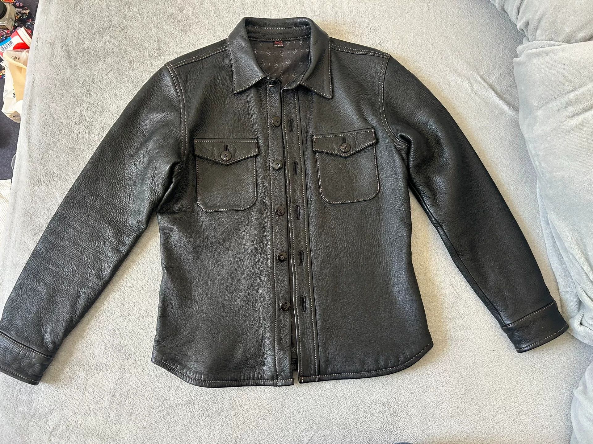 The Flat Head black leather shirt with unique buttons Size US S / EU 44-46 / 1 - 1 Thumbnail