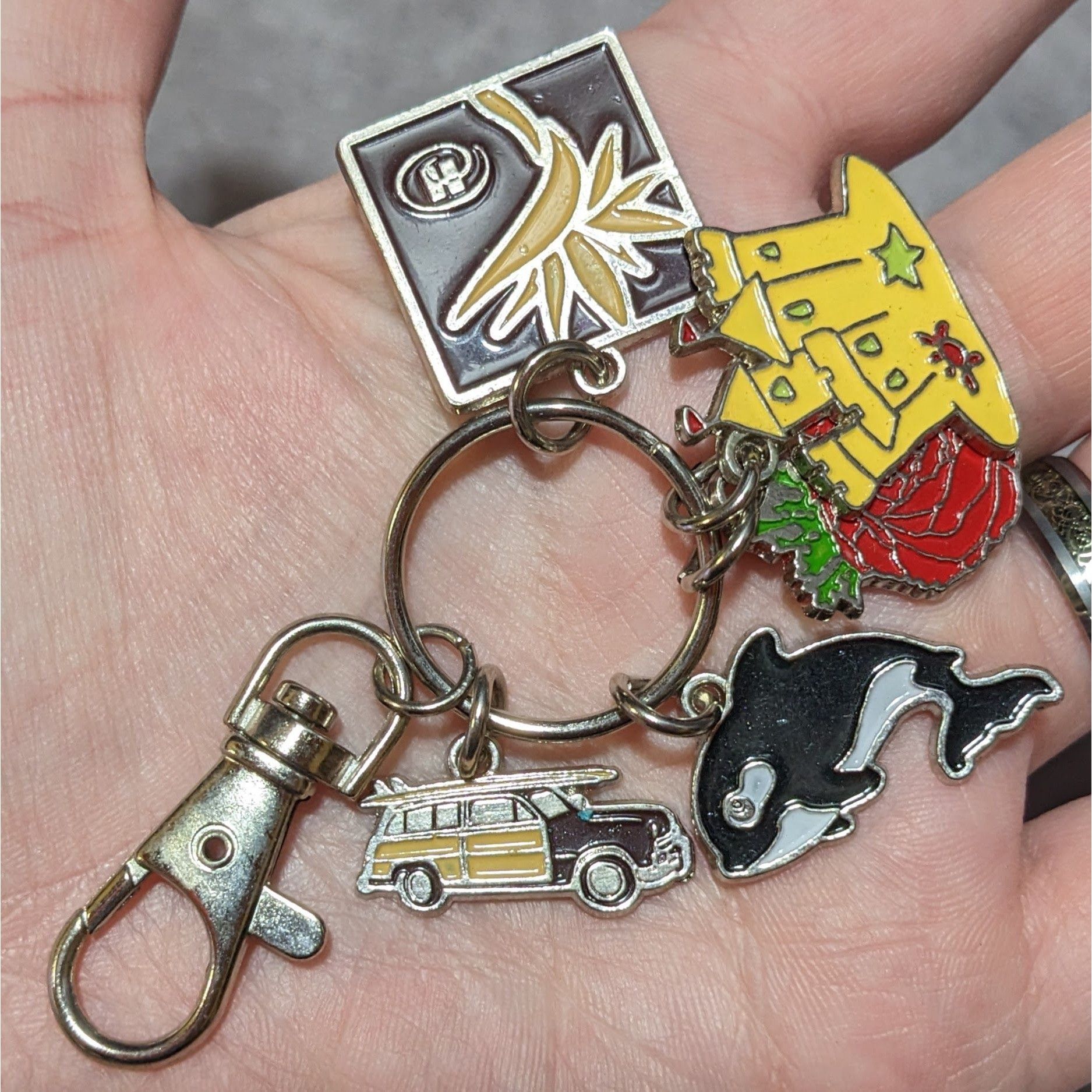 Other Beachy Souvenir Keychain from Hilton Hawaii Size ONE SIZE - 2 Thumbnail
