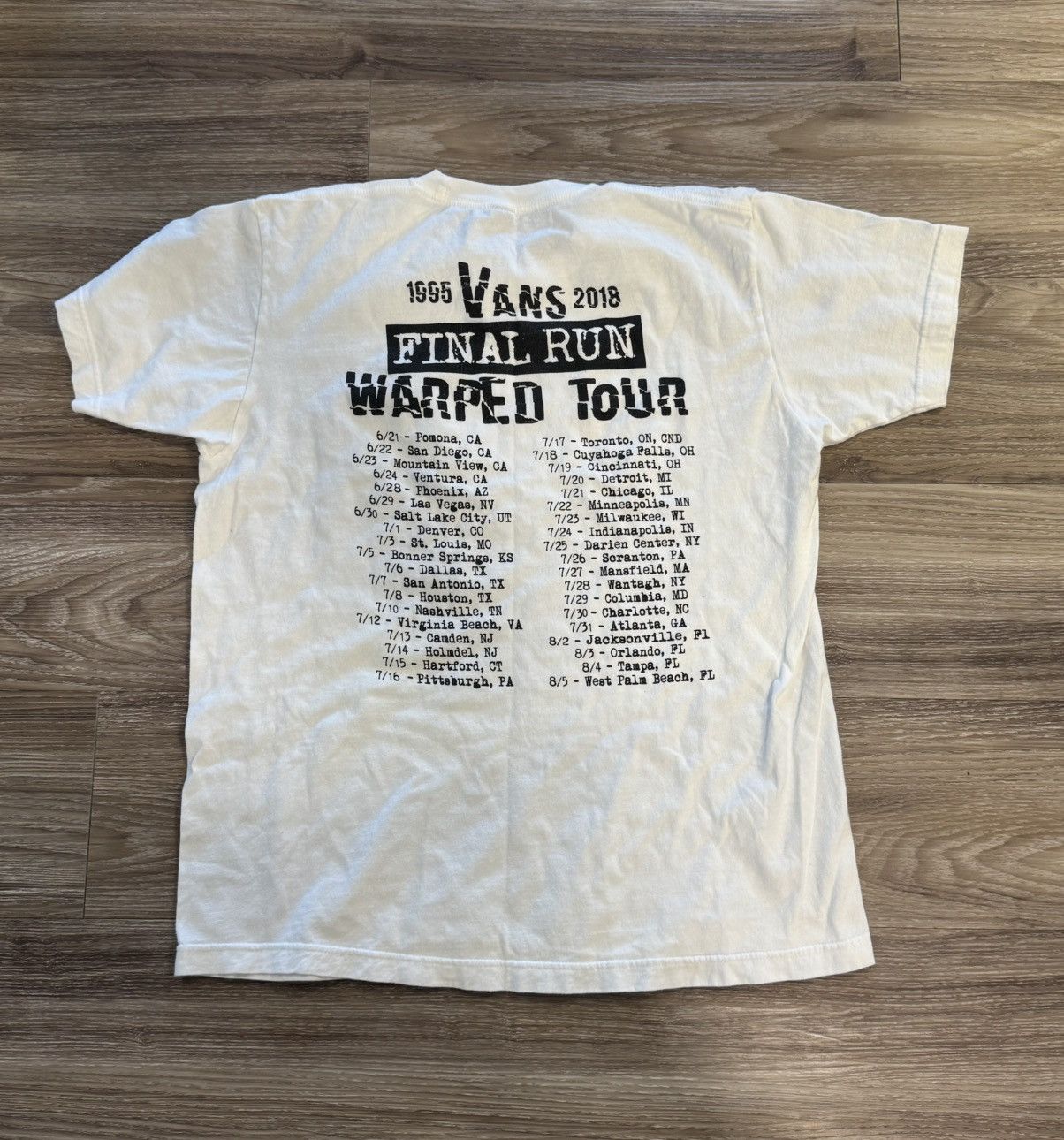 Vans Vans 2018 Warped Tour Final Run shirt Size US L / EU 52-54 / 3 - 1 Thumbnail