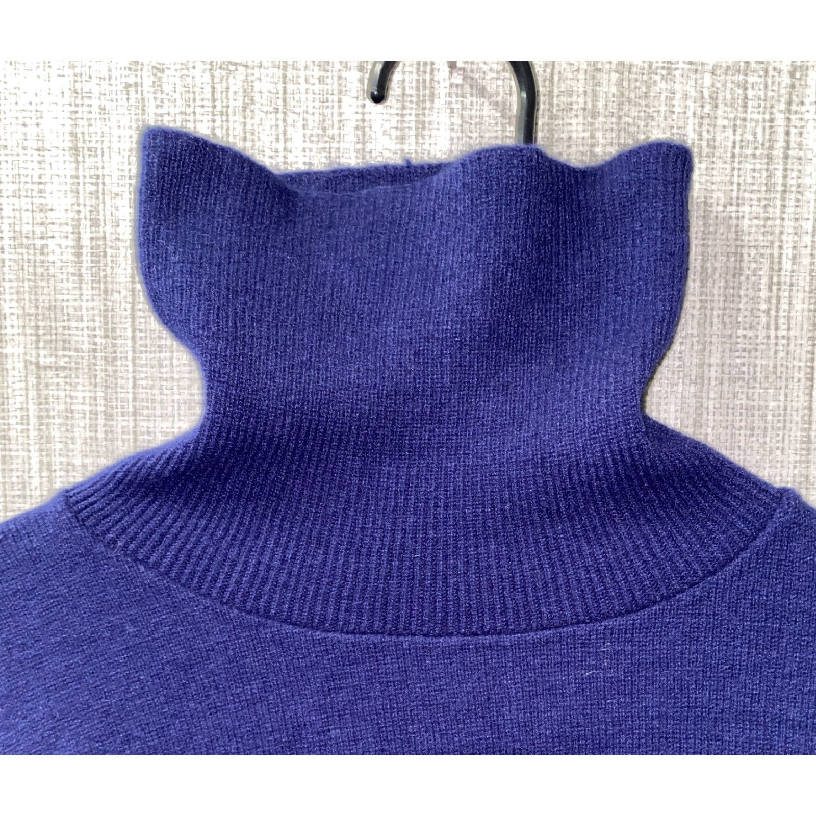 Vintage VINTAGE Tuxan Sweater Moc Neck Men Navy Blue Acrylic Size M/L Regular 21 In Armpit Size US M / EU 48-50 / 2 - 3 Thumbnail