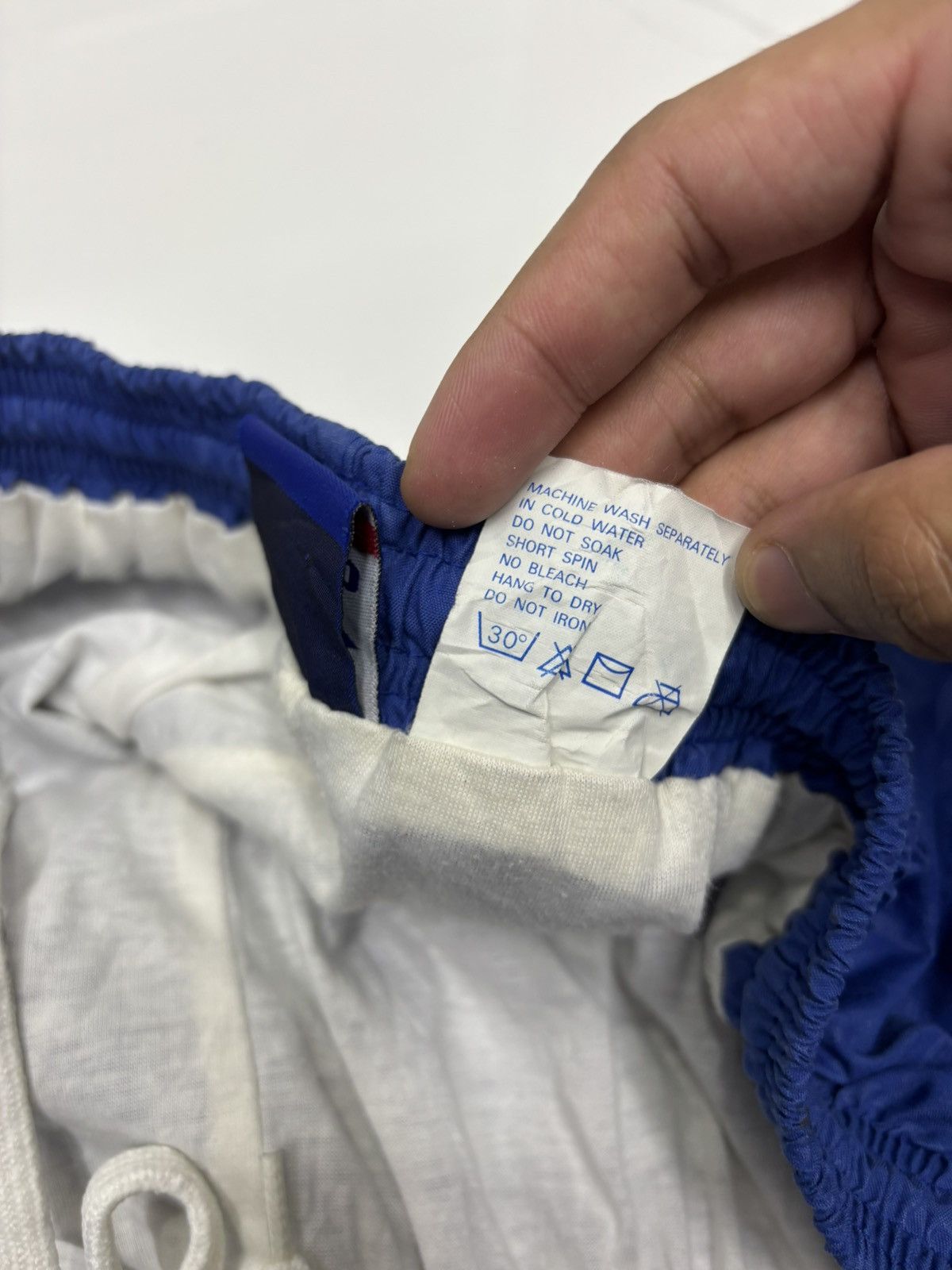 Umbro RARE‼️UMBRO VINTAGE BLUE JOGGER PANTS OVERPRINTED Size US 32 / EU 48 - 9 Thumbnail
