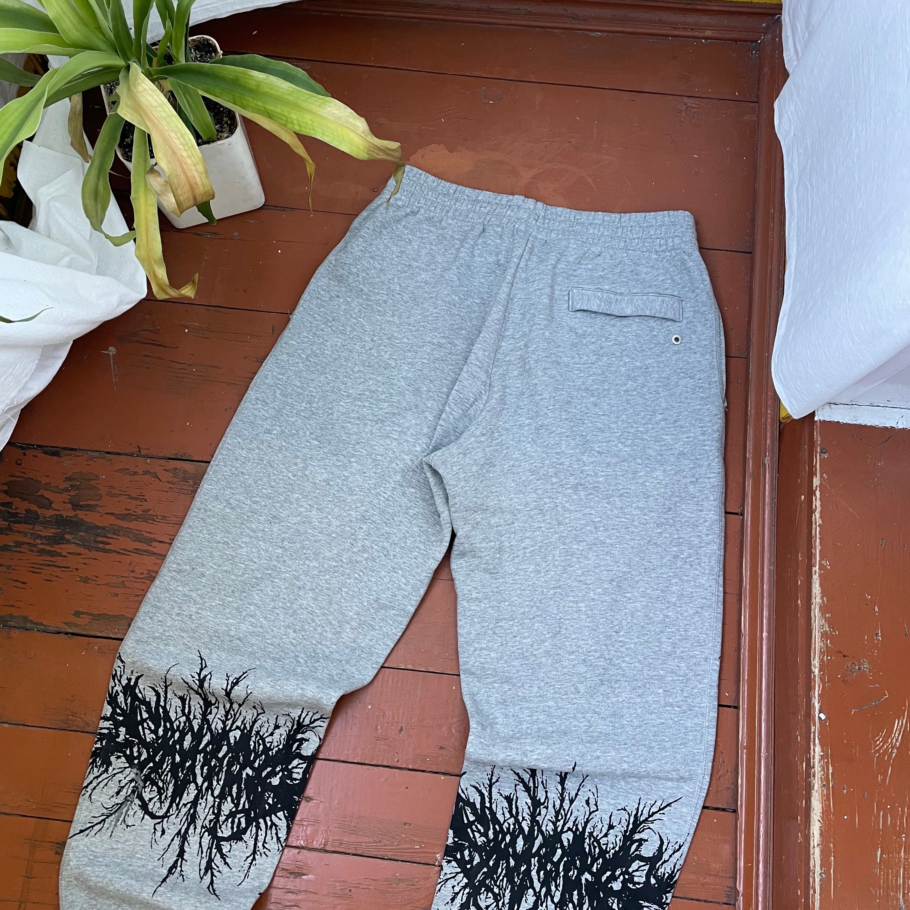 Nike Nike sweatpants custom print opium y2k grunge faded Size US 30 / EU 46 - 10 Thumbnail