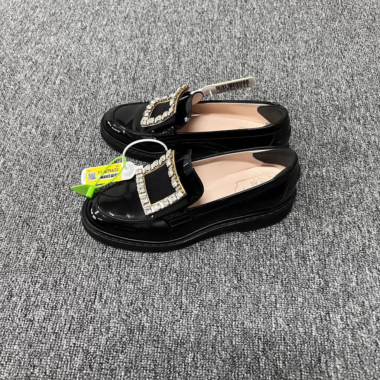 Roger Vivier RV Crystal Buckle Loafer 39.5 98 New Size US 9 / IT 39 - 2 Thumbnail
