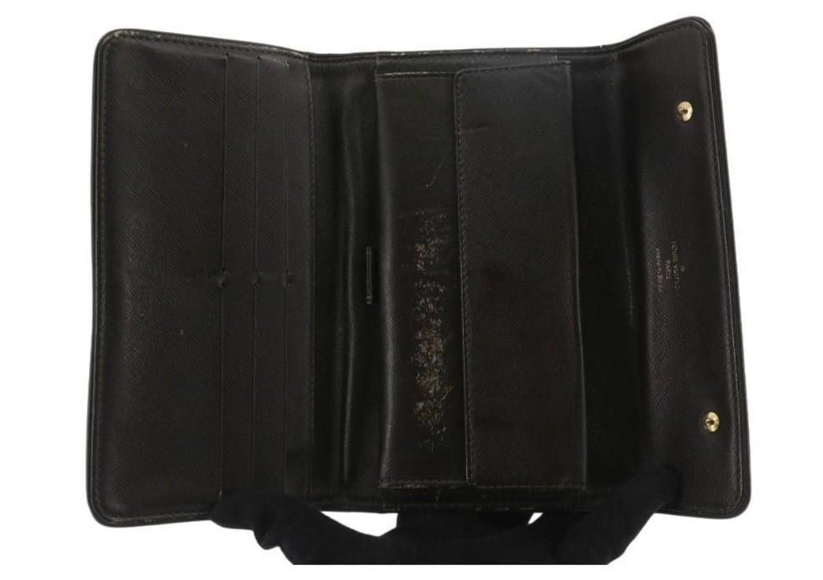 Louis Vuitton Louis Vuitton Monogram Olive Green International Wallet Size ONE SIZE - 4 Thumbnail