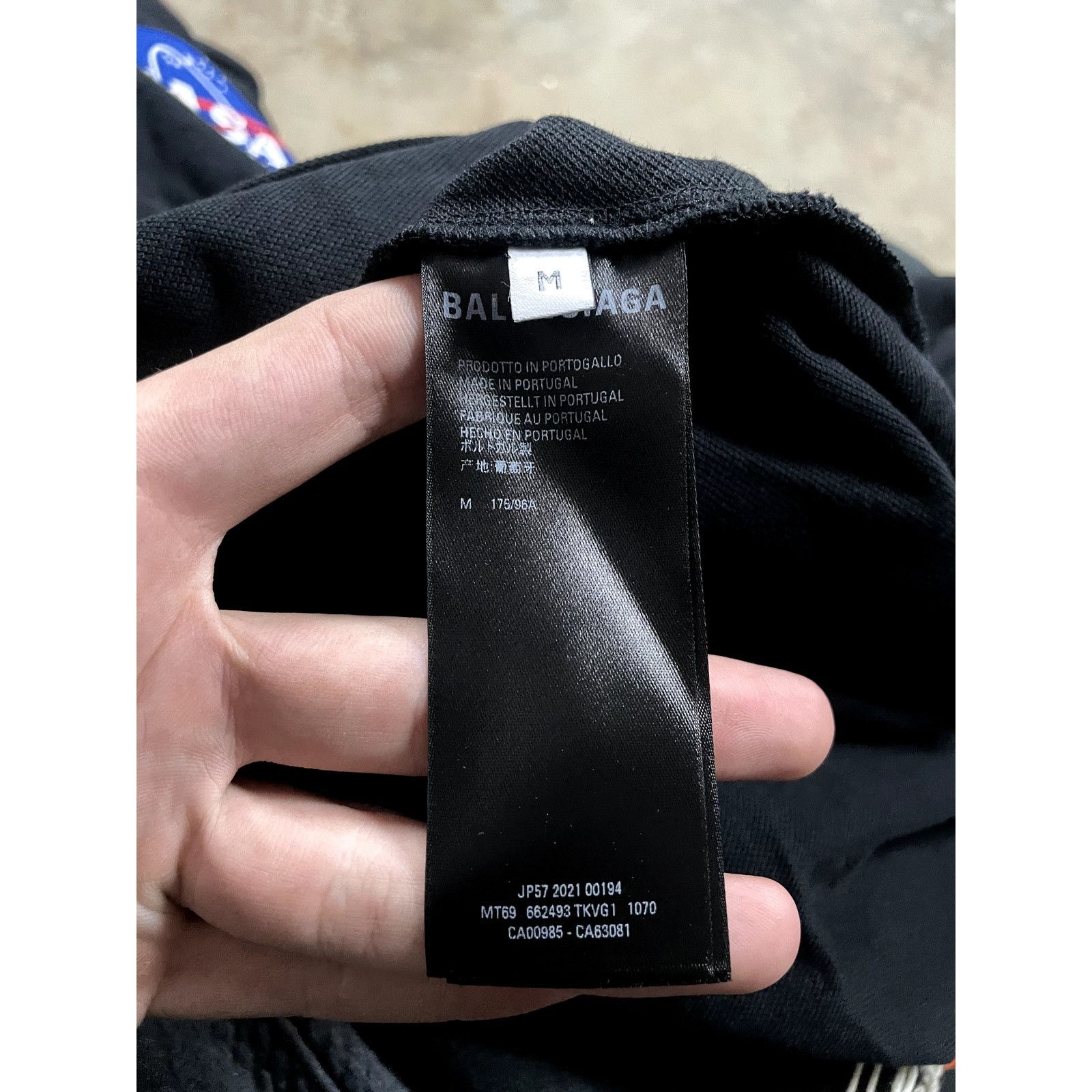 Balenciaga Balenciaga Tee Free Black Used Medium Size US M / EU 48-50 / 2 - 4 Thumbnail