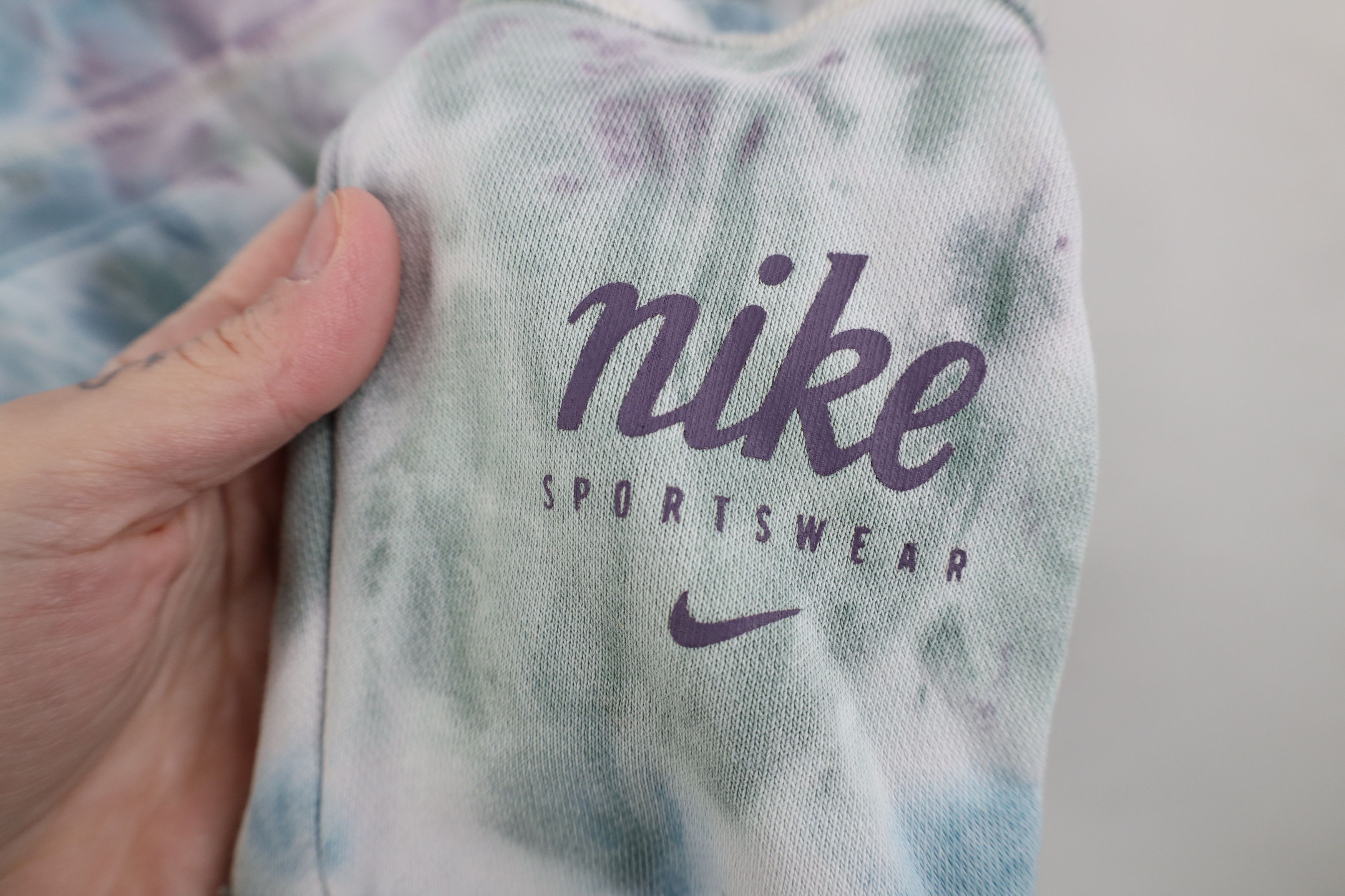 Nike Nike Sportswear Club Terry Acid Wash Hoodie Sweatshirt Size US S / EU 44-46 / 1 - 6 Thumbnail