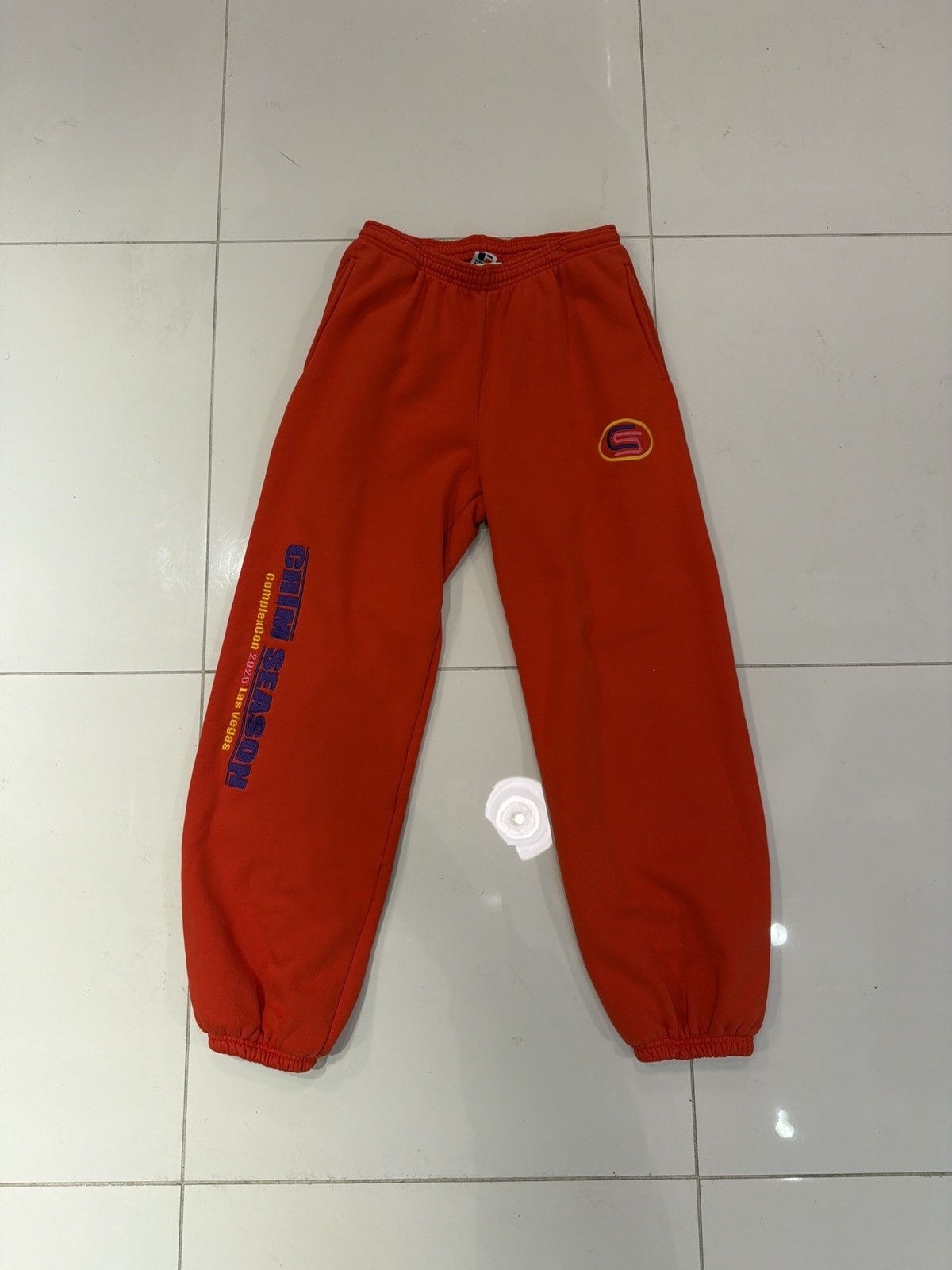 HMDD HMDD Complexcon Chim Season Red Sweatpants Size US 32 / EU 48 - 1 Thumbnail