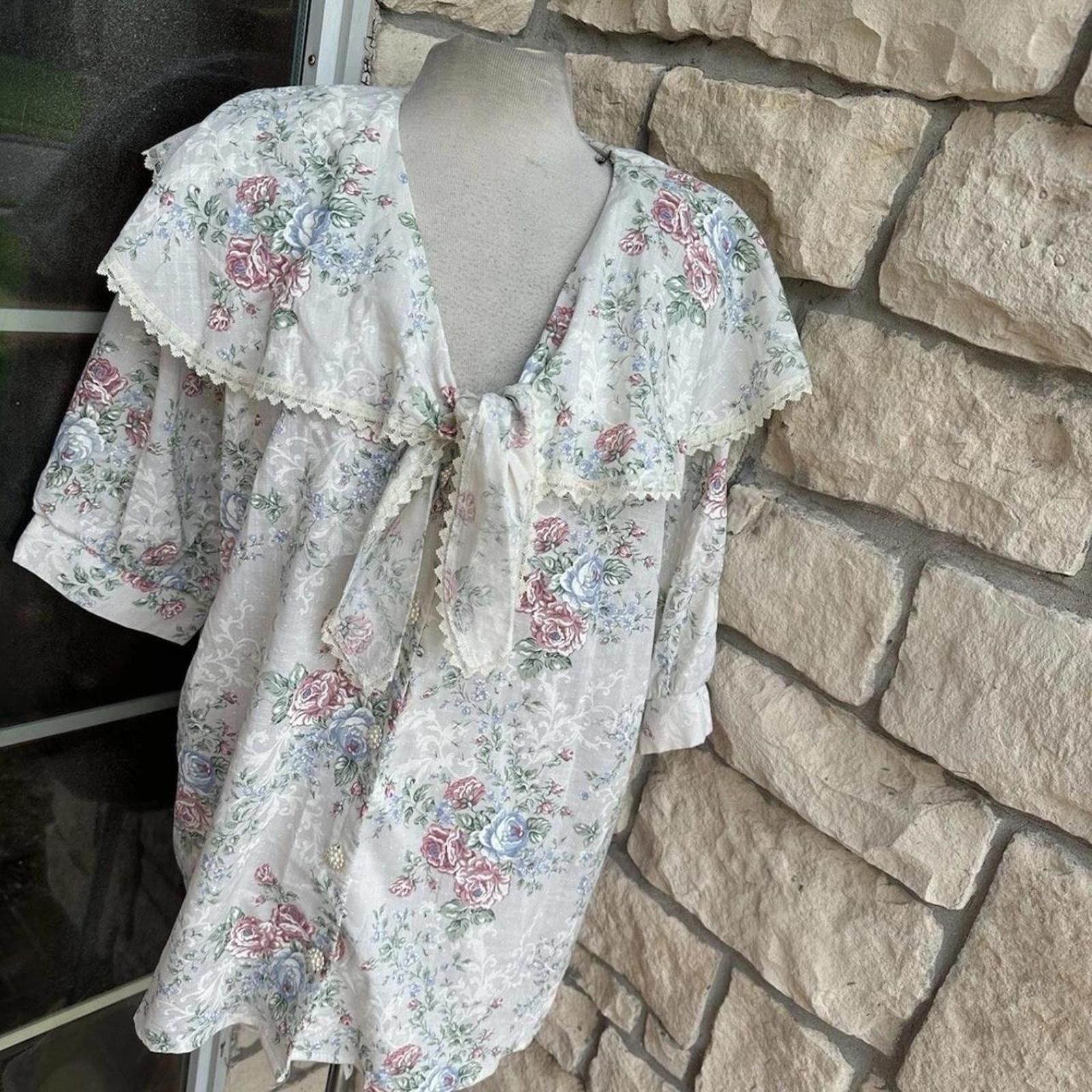 Other vintage floral blouse ruffles blouse #floralblouse Size XL / US 12-14 / IT 48-50 - 1 Thumbnail