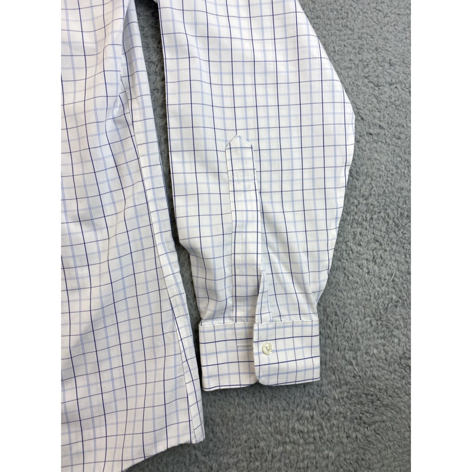 Brooks Brothers Brooks Brothers Shirt Men 16 L Button-Up Casual Cotton White Blue 90s Colorful Flower Multicolor Regular Size US L / EU 52-54 / 3 - 3 Thumbnail