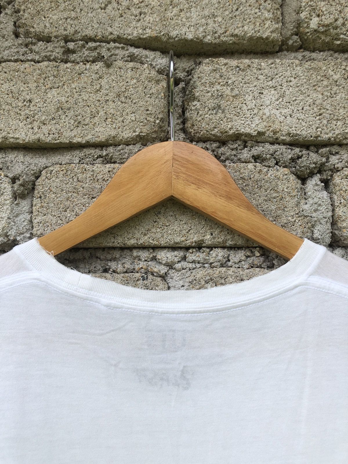 Band Tees UT Uniqlo X Band The Clash London Calling Tshirt Size US L / EU 52-54 / 3 - 11 Thumbnail