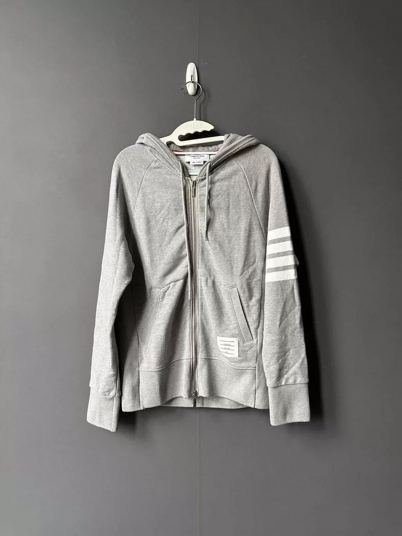 Thom Browne Thom browne Gray knitted jacket 2504-Nextarrow Size US L / EU 52-54 / 3 - 1 Thumbnail