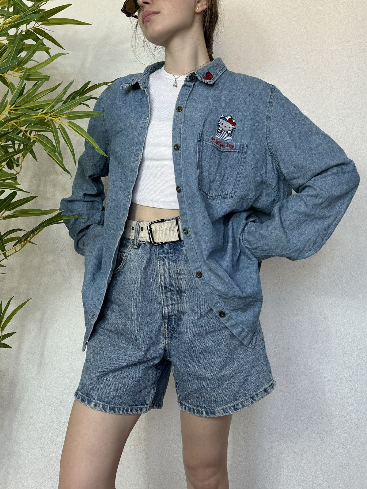 Cartoon Network VINTAGE HELLO KITTY DENIM CUTE SHIRT Size L / US 10 / IT 46 - 8 Thumbnail