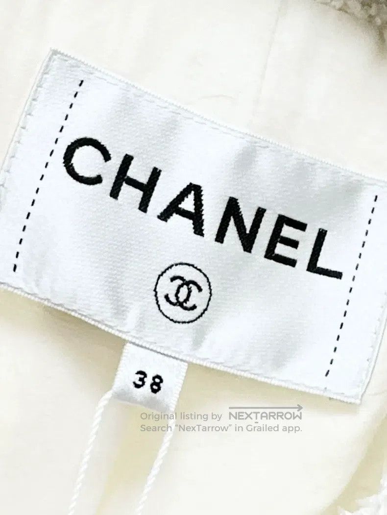 Chanel Chanel 22S white soft tweed four-pocket silhouette jacket Size XS / US 0-2 / IT 36-38 - 5 Thumbnail