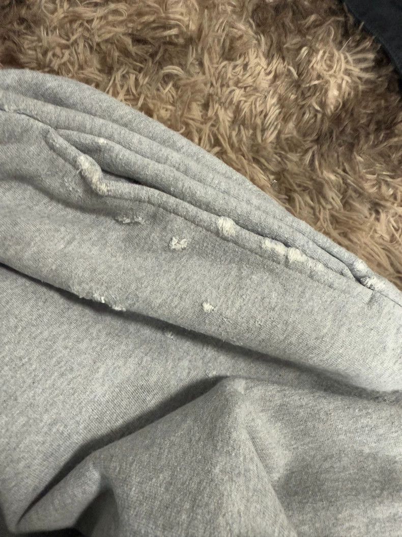 Balenciaga Balenciaga 24FW Distressed Baggy Sweatpants Size US 26 / EU 42 - 5 Thumbnail