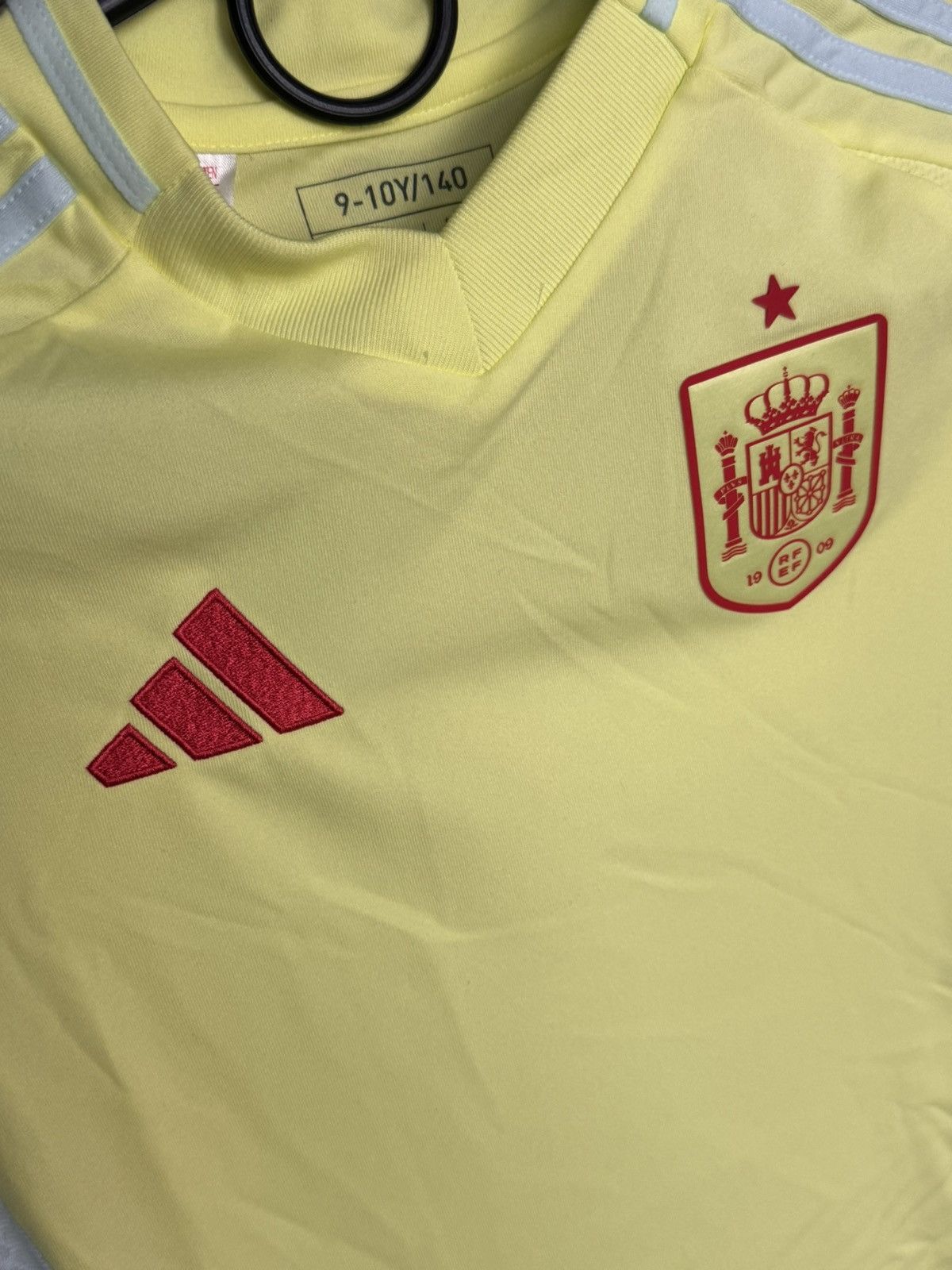 Adidas KIDS New Spain National Team 2024 Away Football Jersey Size US XS / EU 42 / 0 - 3 Thumbnail