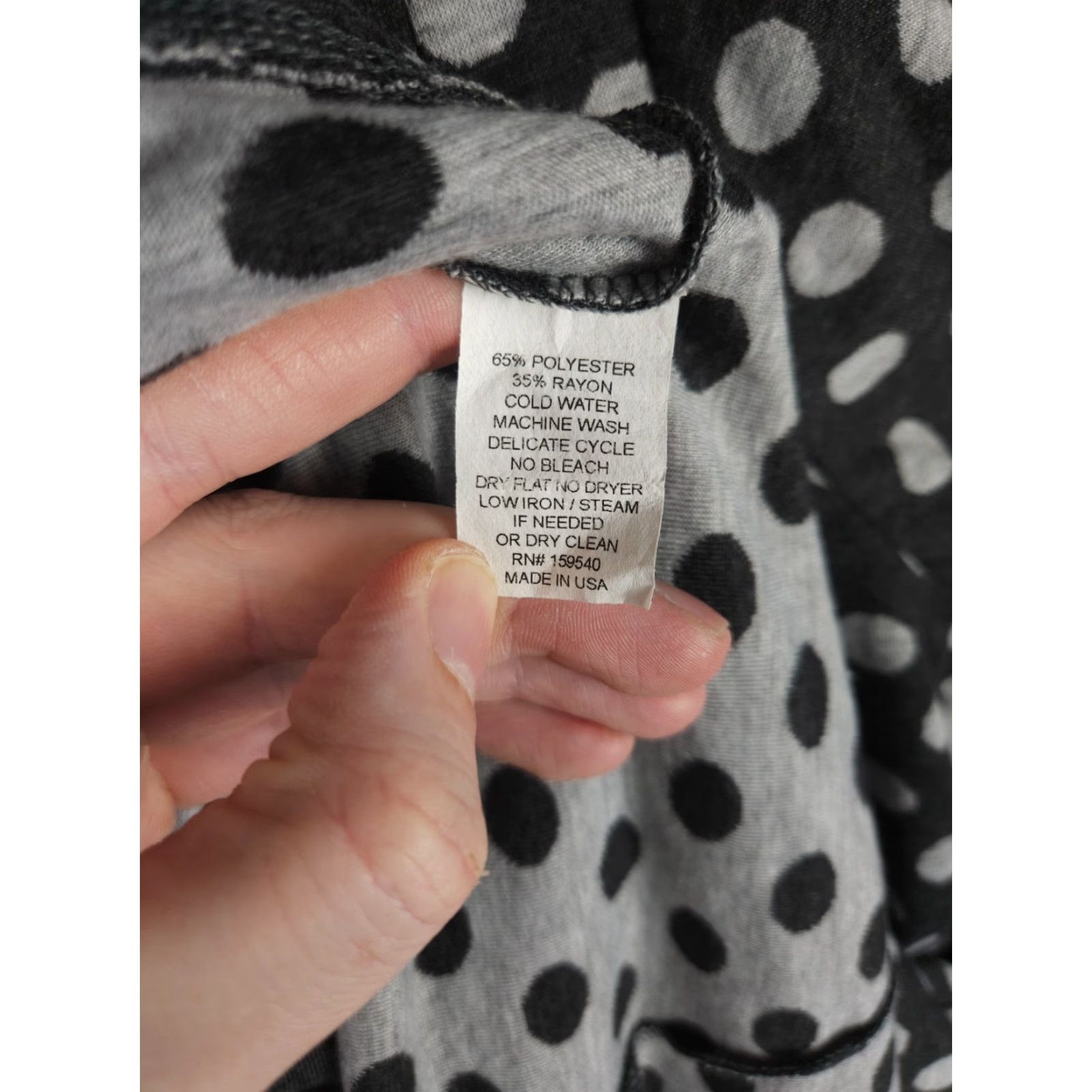 Vintage VINTAGE Lisa Bayne Women’s Sweater Dress Polka Dot Pockets 3/4 Sleeve Knee Length Gray Medium Casual Womens Size M / US 6-8 / IT 42-44 - 5 Thumbnail