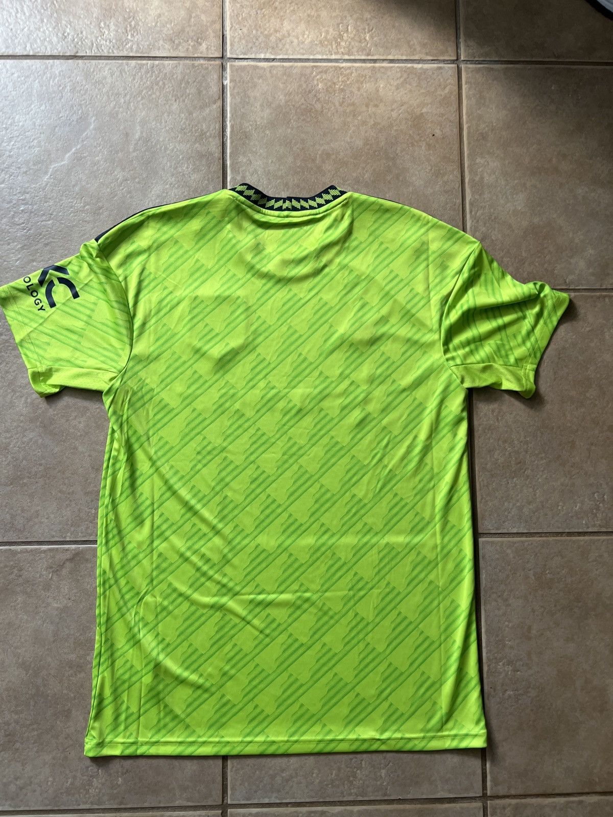 Adidas Manchester United Jersey Size US M / EU 48-50 / 2 - 2 Thumbnail