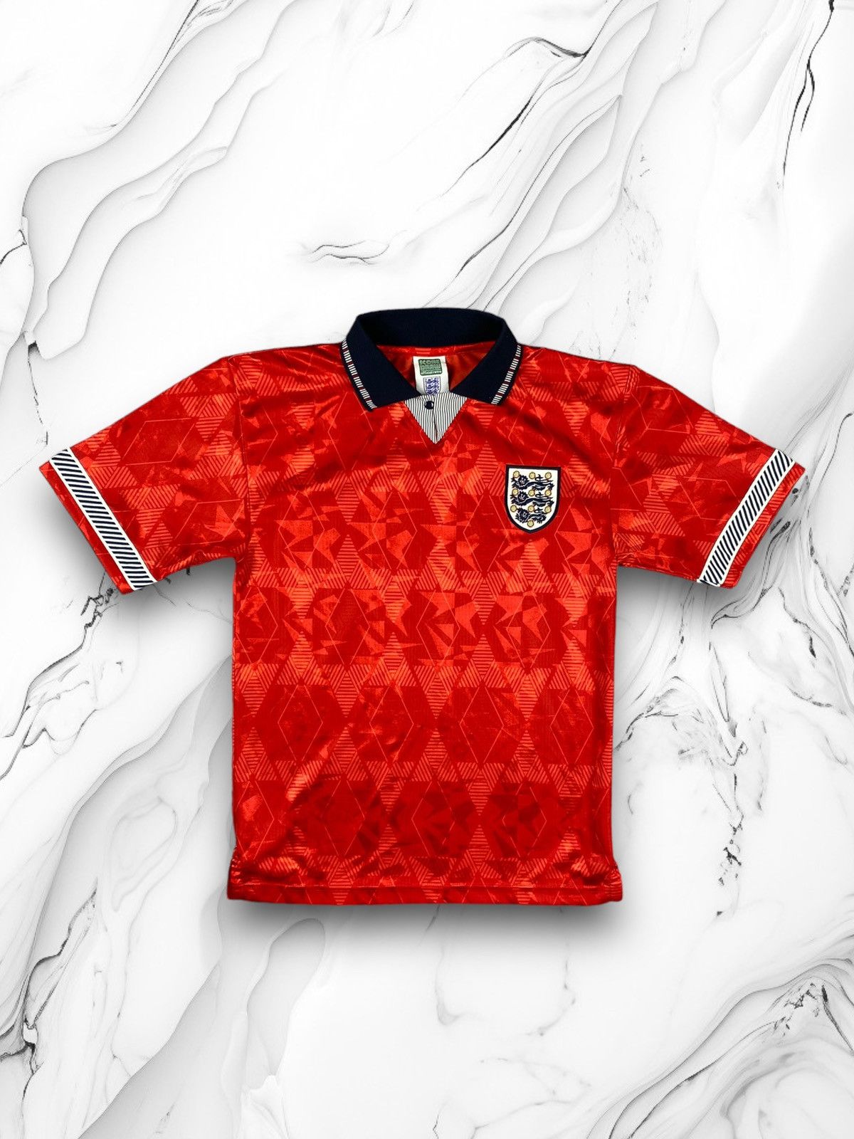 Vintage Vintage Office Retro England Soccer Jersey Tee T Shirt Size US S / EU 44-46 / 1 - 1 Thumbnail