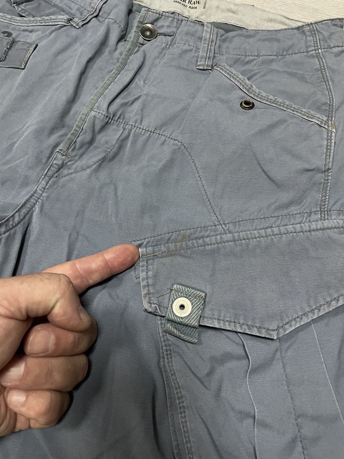 G-Star G star raw vintage cargo shorts Size US 30 / EU 46 - 13 Thumbnail