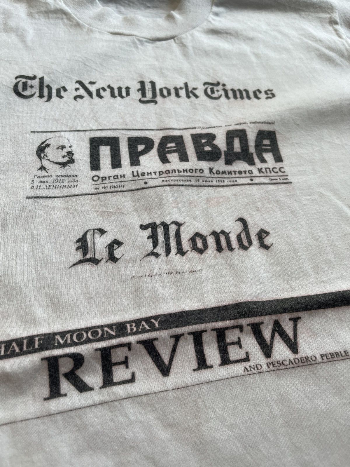 Vintage Vintage 90s Half Moon Bay Review "World Press" Promo T-Shirt Size US L / EU 52-54 / 3 - 4 Thumbnail