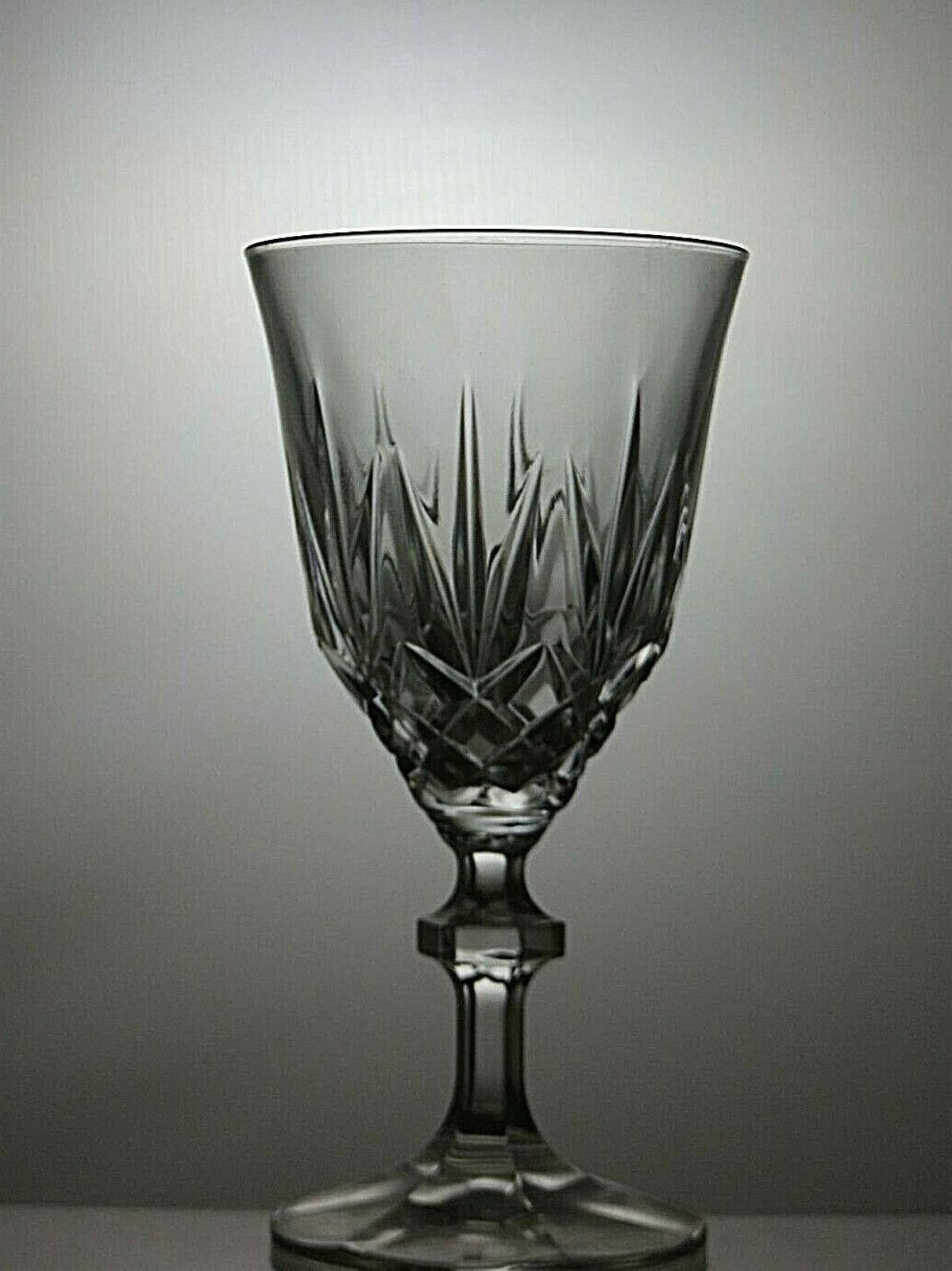 The Unbranded Brand Lead Crystal Cut Glass Set of 5 Wine Glasses 6 1/8" Size ONE SIZE - 6 Thumbnail