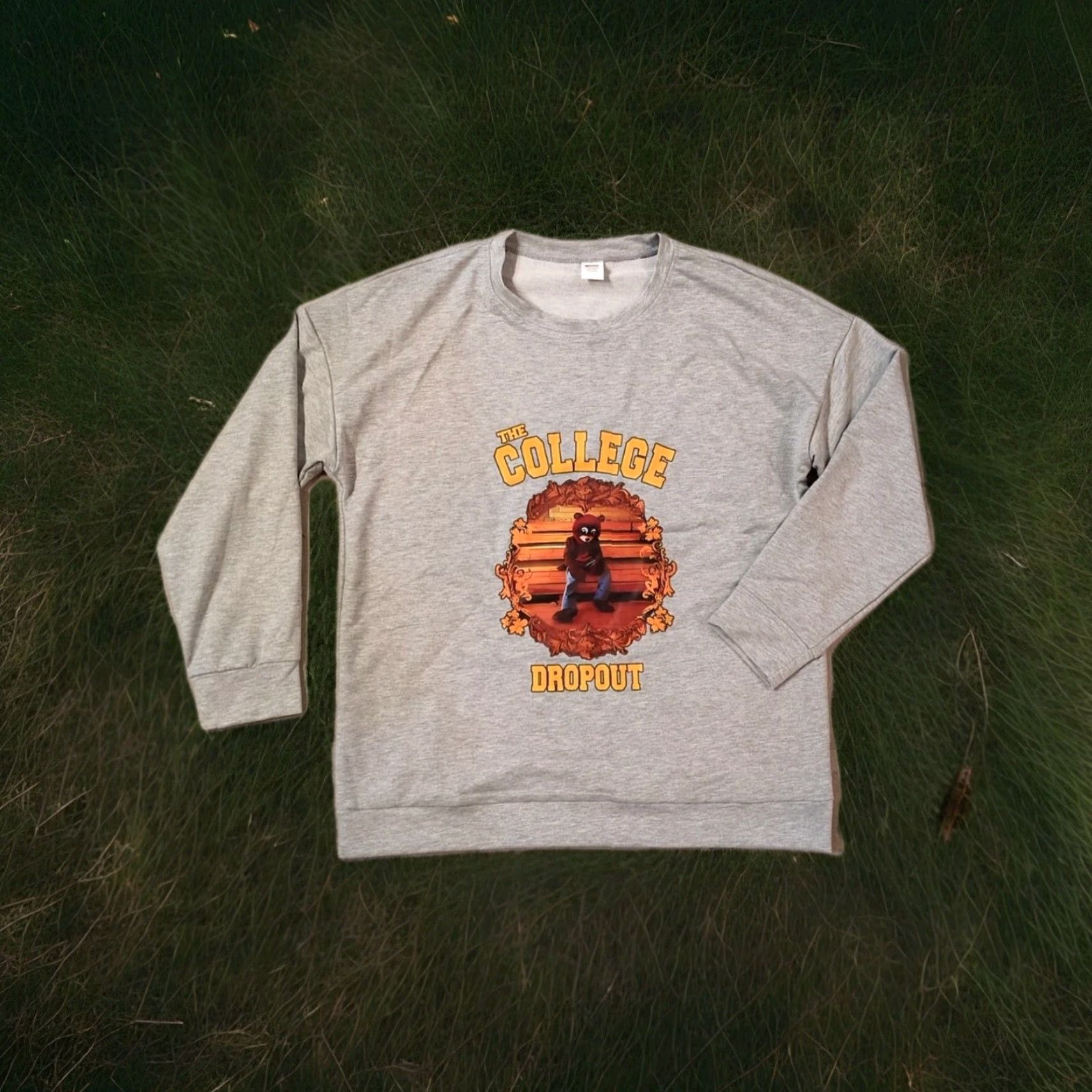 Yeezy Kanye West The College Dropout Sweatshirt Gray Men L Regular Crew Neck Long Sleeve Pullover Logo Bear Vintage No Size US L / EU 52-54 / 3 - 3 Thumbnail