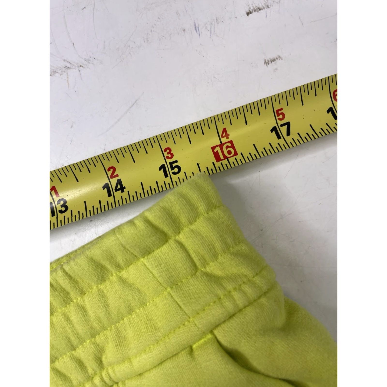 Lululemon Lululemon Loungeful Shorts High-Rise 6" Electric Lemon Fleece Athleisure Size 10 Women Yellow 6 In Inseam Athletic Women's Shorts Size 32" / US 10 / IT 46 - 5 Thumbnail