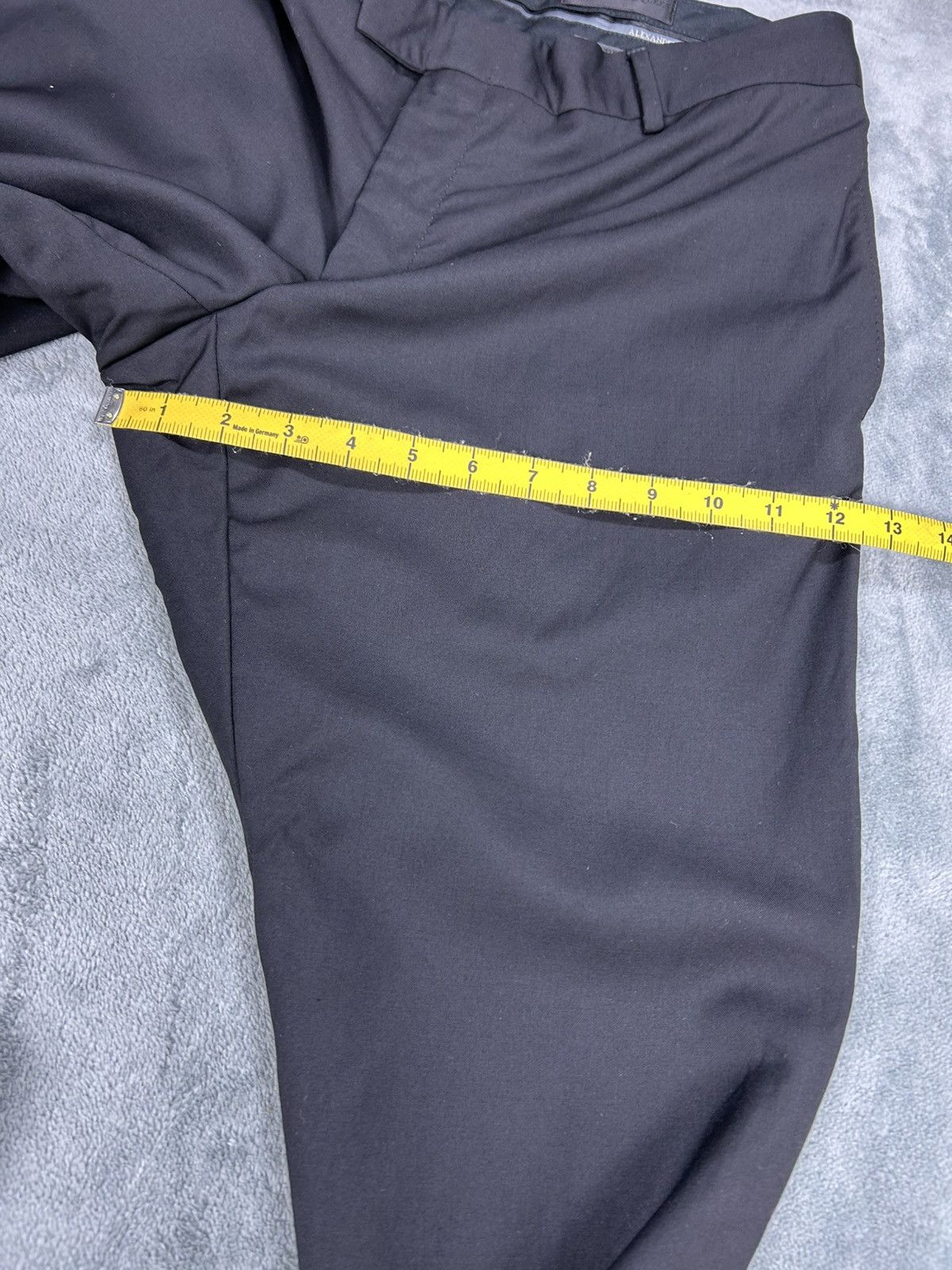 Alexander McQueen Alexander Mcqueen Trousers Pants. S004 Size US 32 / EU 48 - 11 Thumbnail