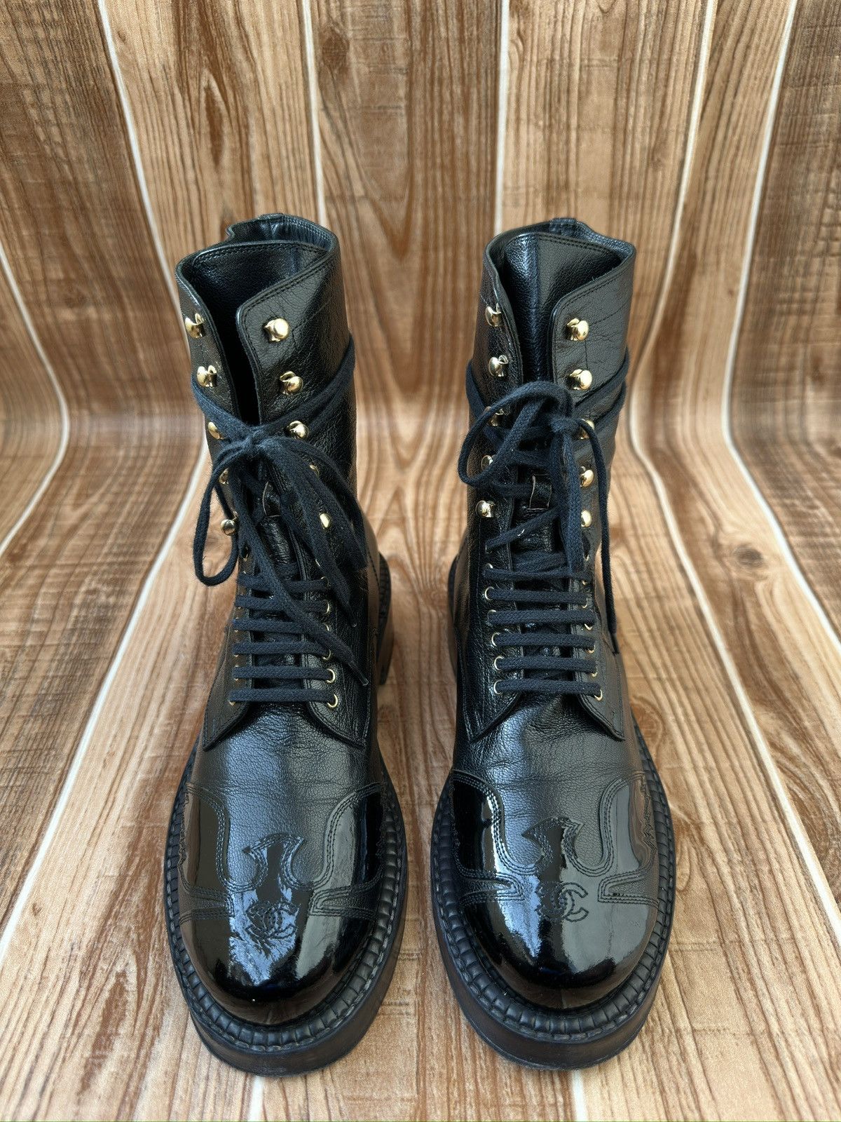 Chanel Chanel interlocking CC Logo Utah Eagle Black Biker Boots Size US 7 / IT 37 - 1 Thumbnail