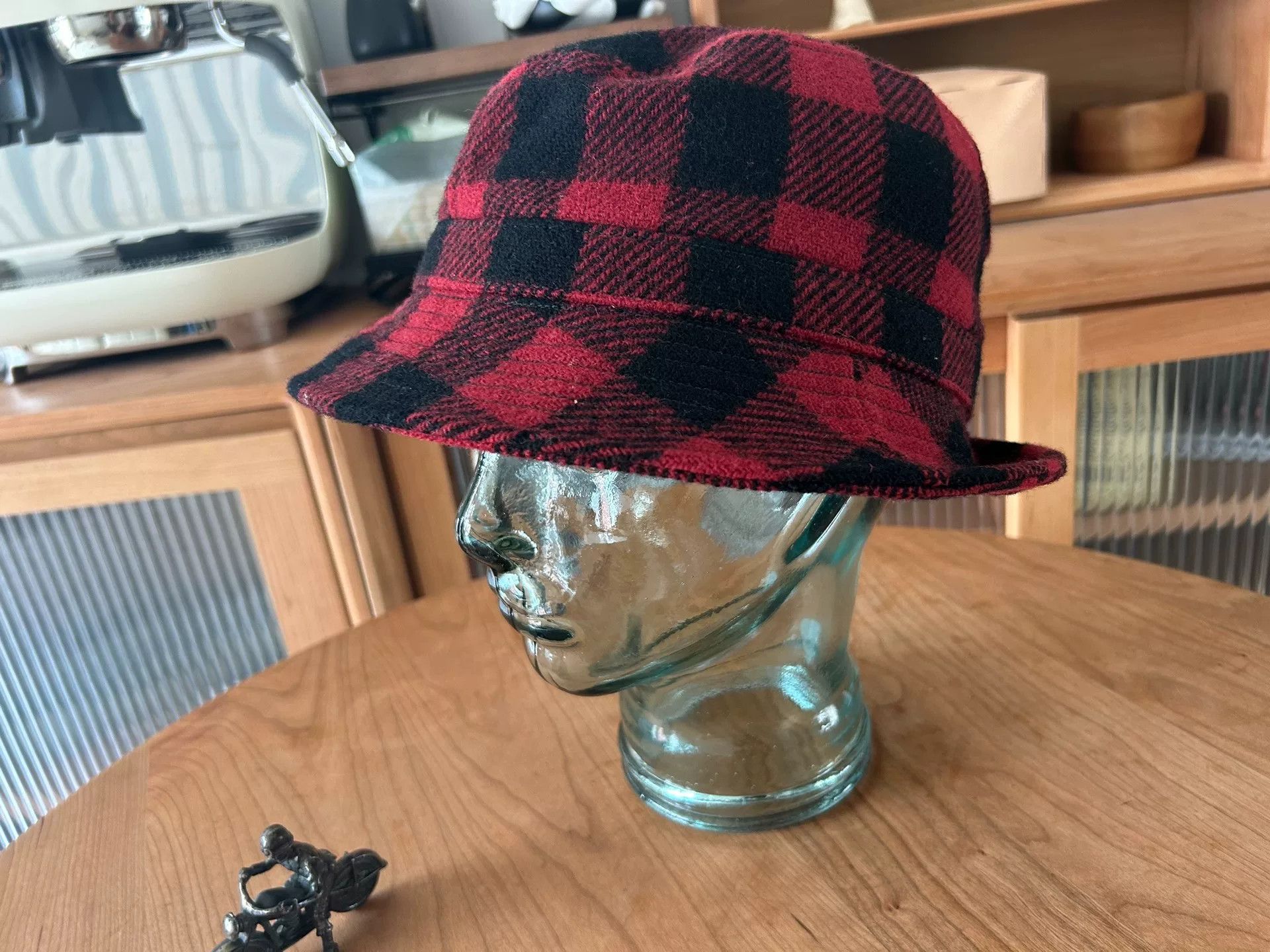 Freewheelers red and black plaid outdoor gentleman hat Size ONE SIZE - 1 Thumbnail