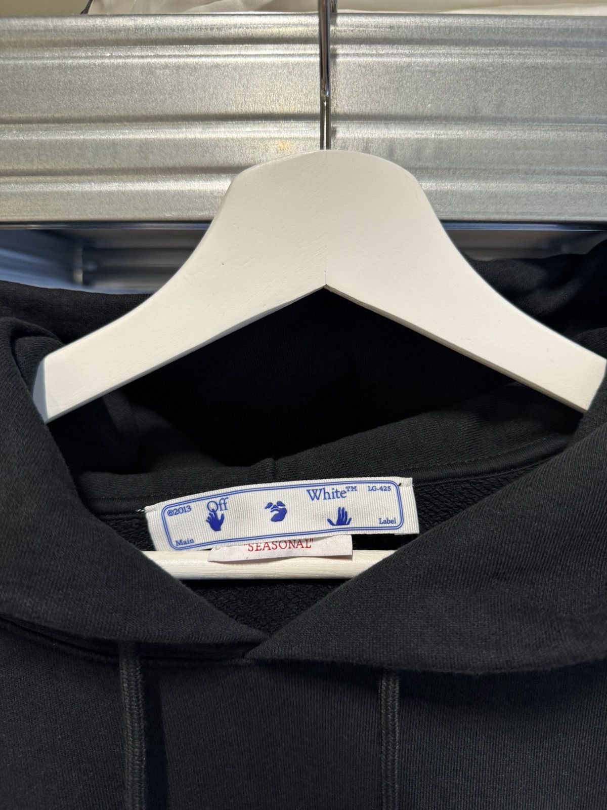Off-White Off-White Chain Arrow hoodie NEW 850$ Size US S / EU 44-46 / 1 - 3 Thumbnail