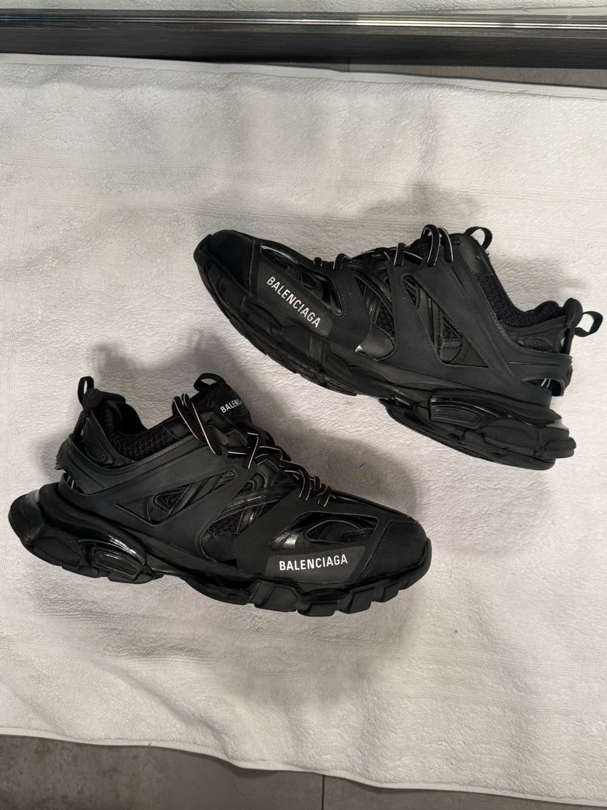Balenciaga BALENCIAGA TRACK FULL BLACK Size US 9 / EU 42 - 2 Thumbnail
