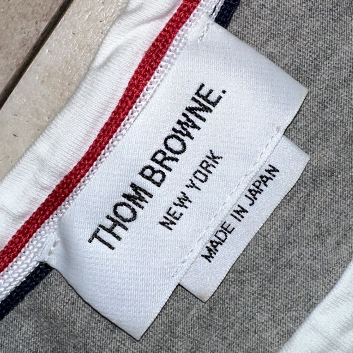 Thom Browne Thom Browne Contrast Trim Ringer Short Sleeve T-Shirt Gray 1 Size US S / EU 44-46 / 1 - 6 Thumbnail