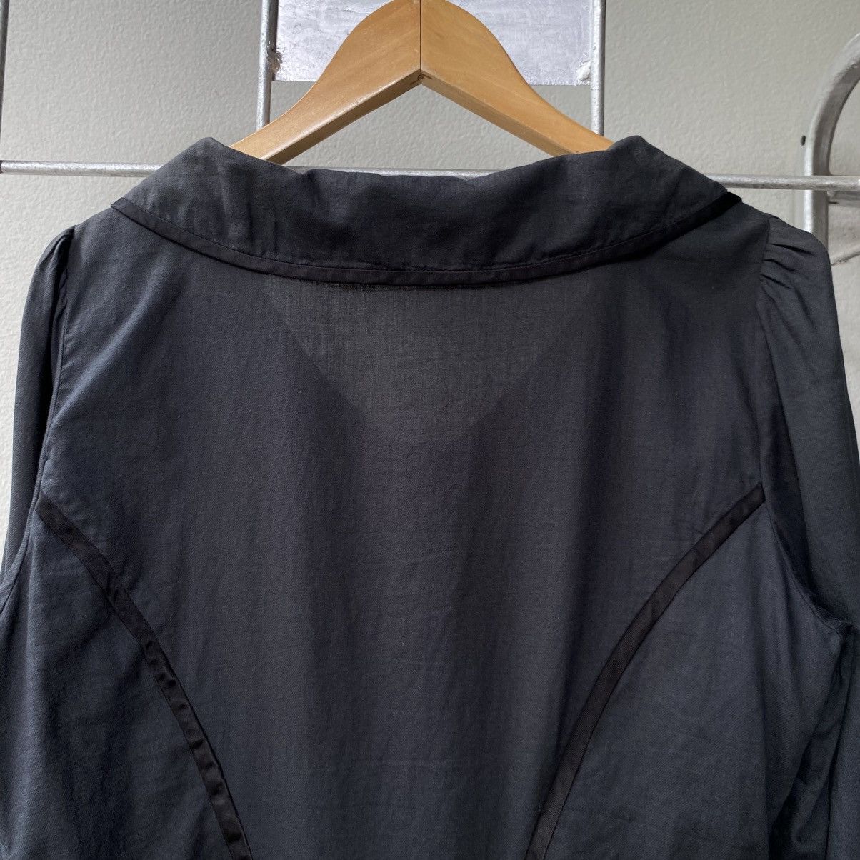 Tsumori Chisato Tsumori Chisato Black Long Sleeve Blouse Peter Pan Collar Size XS / US 0-2 / IT 36-38 - 4 Thumbnail