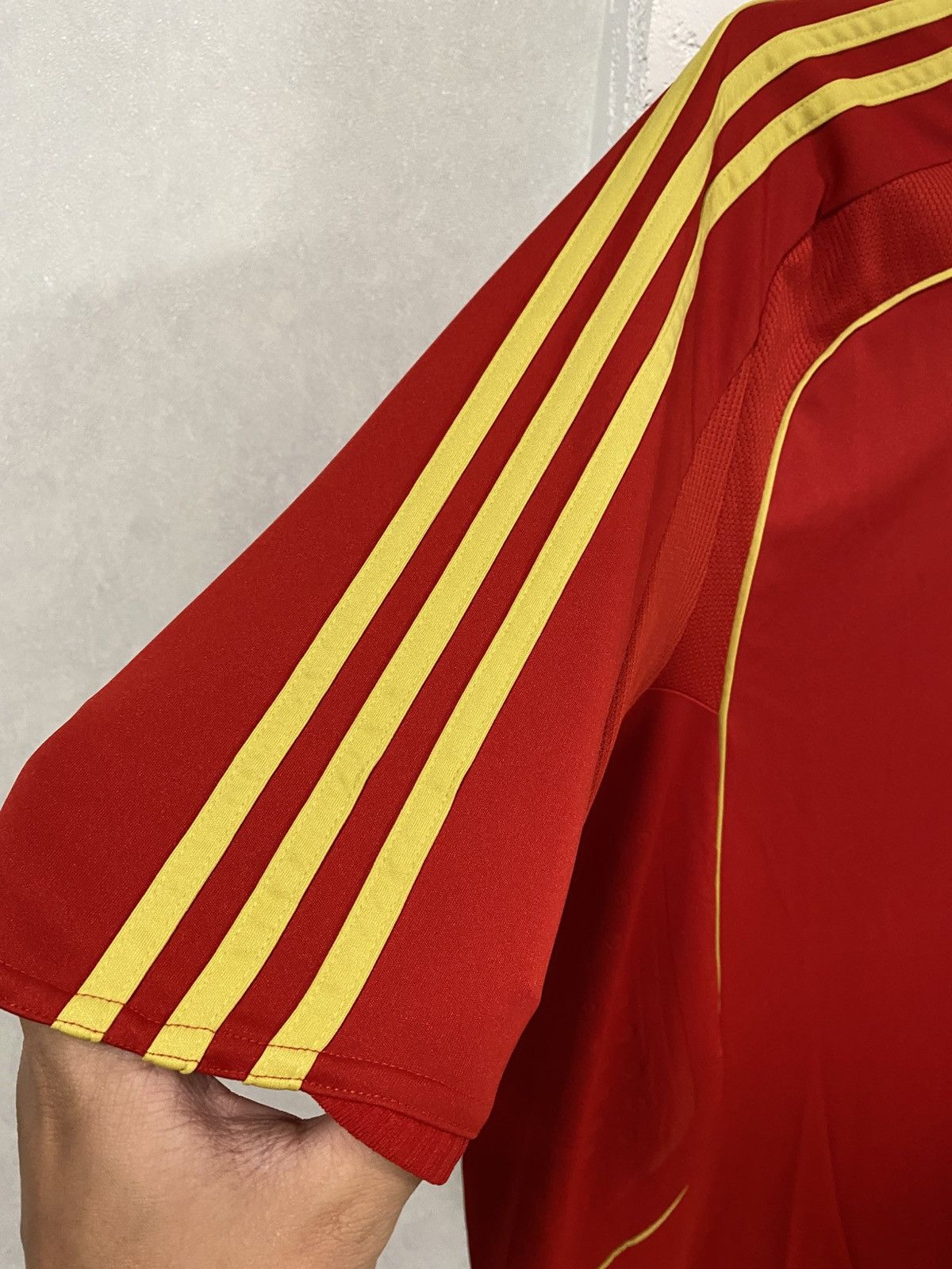 Adidas × Vintage 🇪🇸Adidas Spain 2008 Home Football Shirt Soccer Jersey⚽️ Size US L / EU 52-54 / 3 - 9 Thumbnail