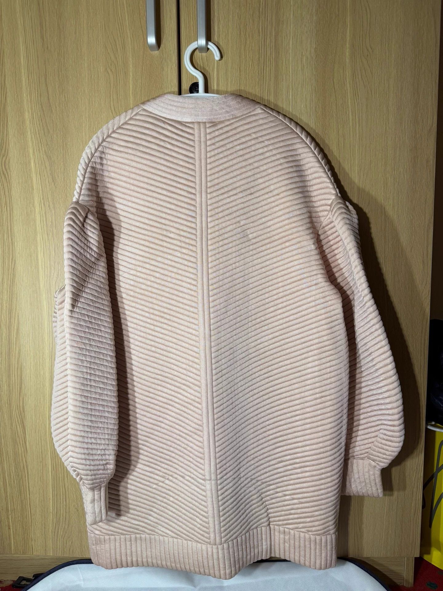 Fendi FENDI beige cardigan size 40 Size M / US 6-8 / IT 42-44 - 2 Thumbnail