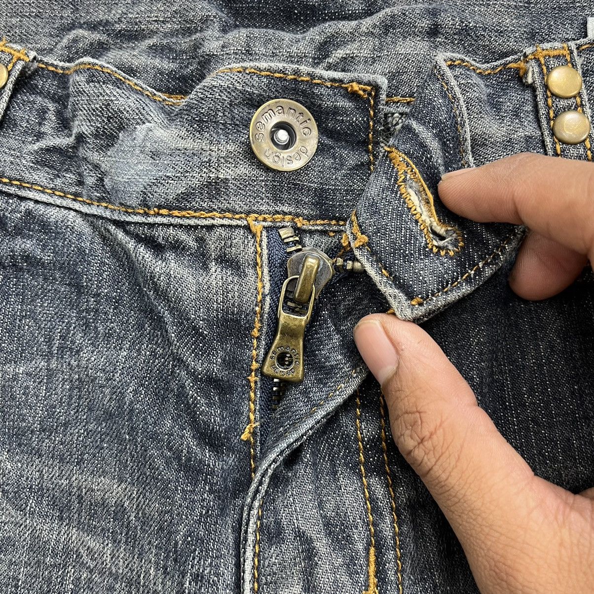 semanticdesign Y2K Semanticdesign Studded Distressed Flared Jeans BootCut Size US 31 - 9 Thumbnail