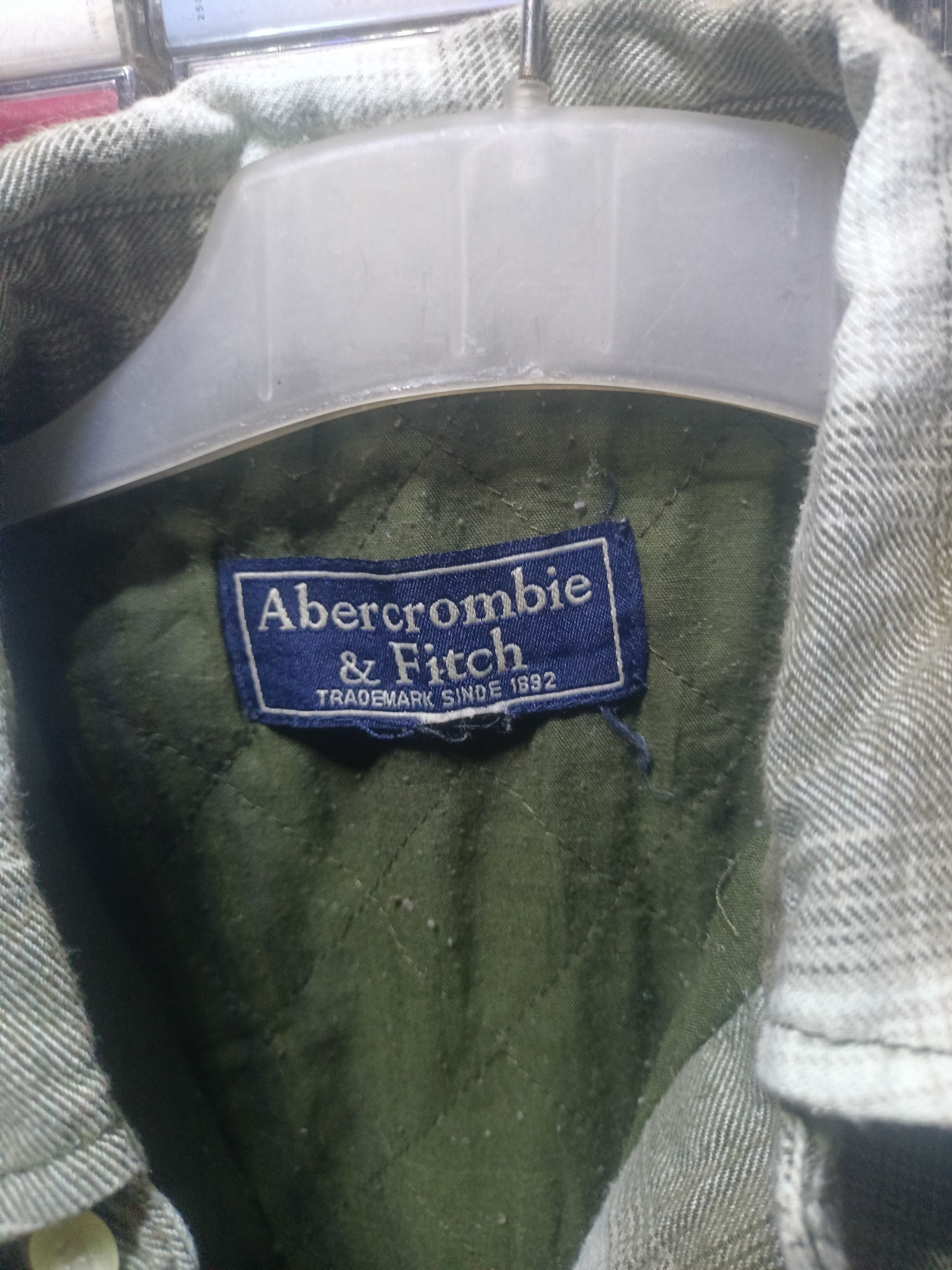 Abercrombie & Fitch Y2K Abercrombie Quilted Flannel Vest Size US M / EU 48-50 / 2 - 5 Thumbnail