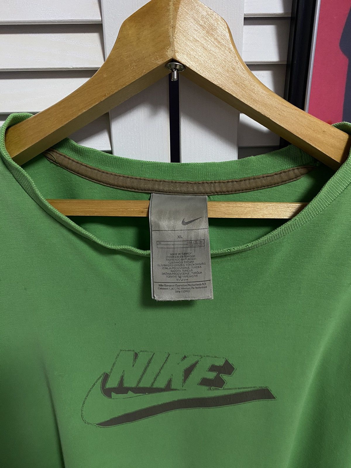 Nike Vintage T Shirt Tee Nike Big Swoosh Back Knit Mini Logo Size US XL / EU 56 / 4 - 4 Thumbnail