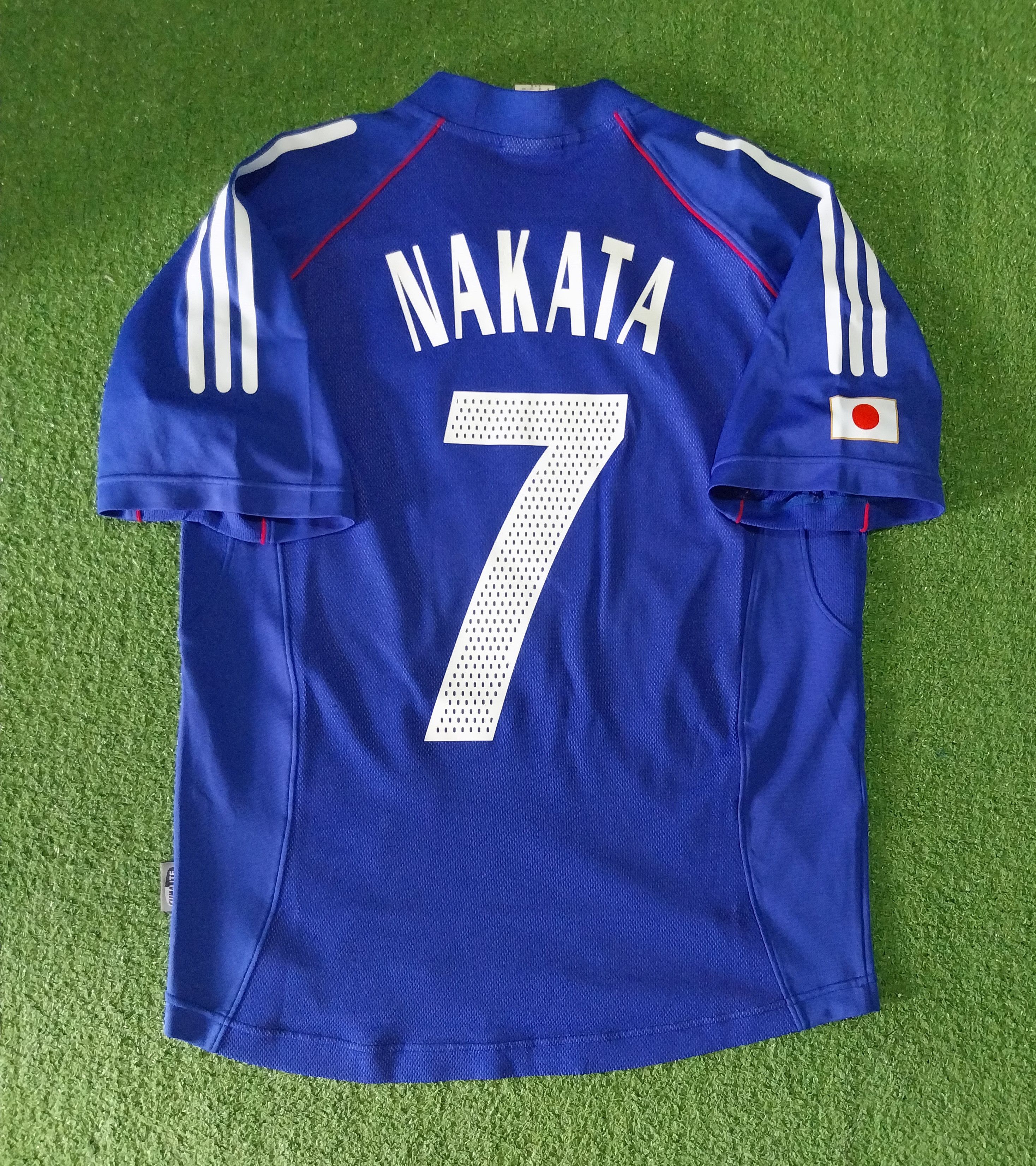 Adidas Japan world cup 2002 nakata jersey football Size US S / EU 44-46 / 1 - 2 Thumbnail