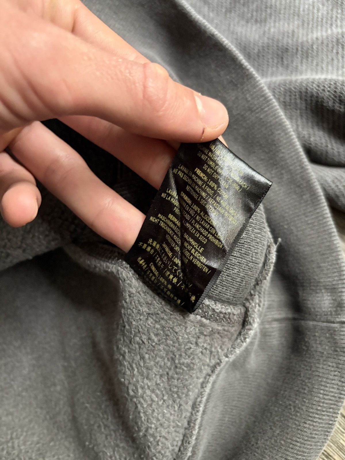 Yeezy Yeezy Season 3 Fluoro Gray Crewneck Sweatshirt Size US S / EU 44-46 / 1 - 10 Thumbnail