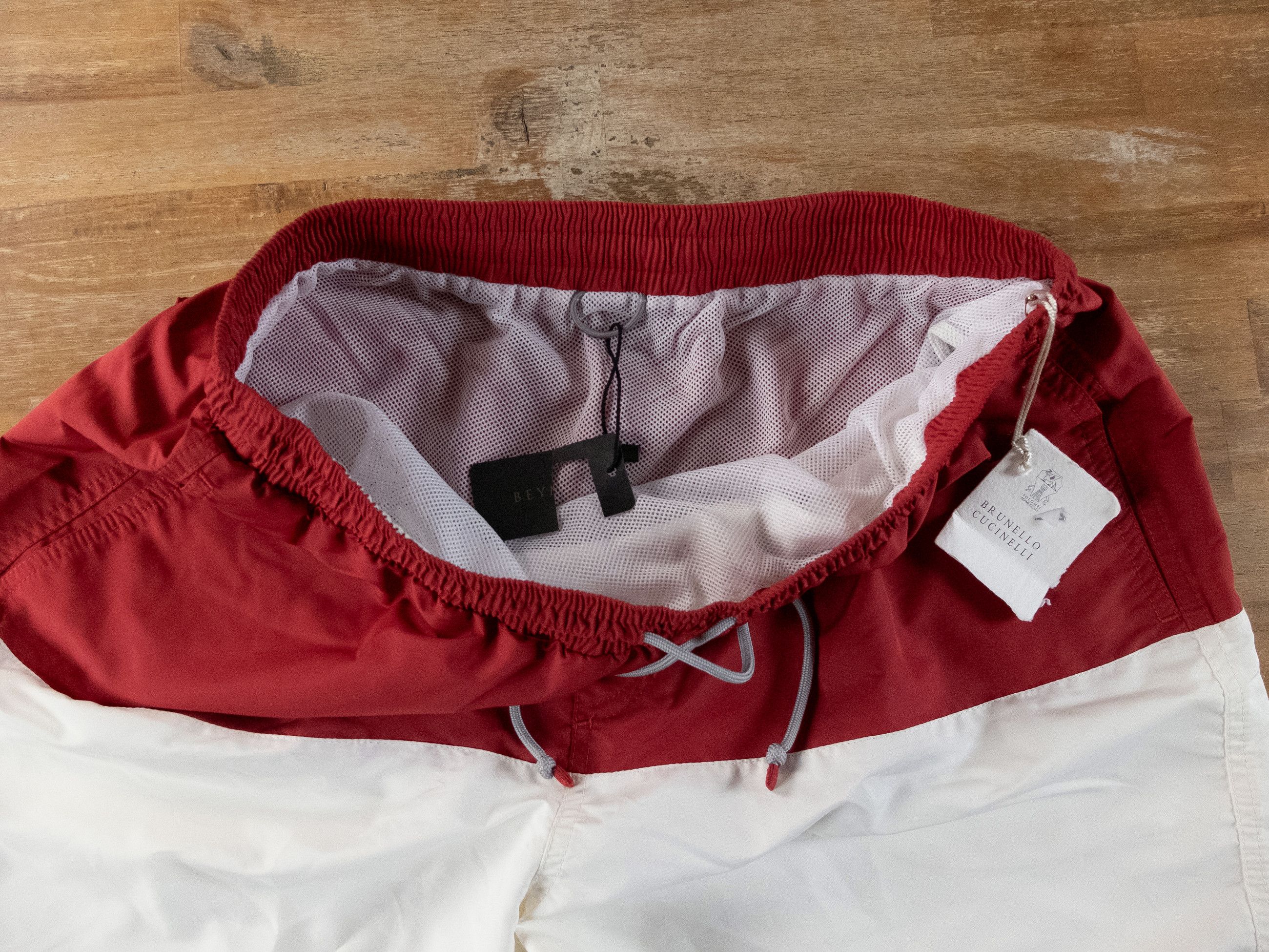 Brunello Cucinelli BRUNELLO CUCINELLI red white Across Meridian swim shorts XL Size US 36 / EU 52 - 7 Thumbnail