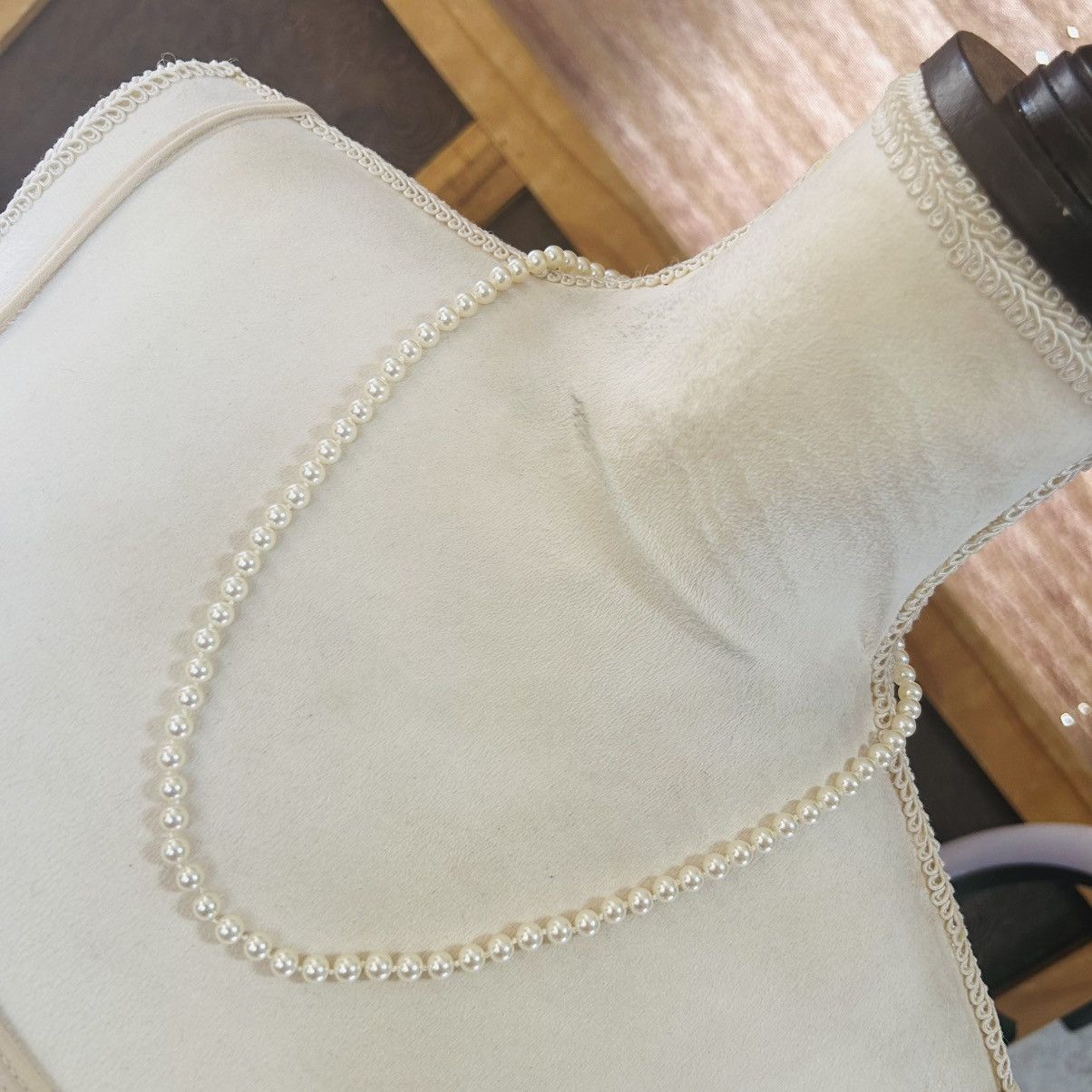 Vintage Vintage 70s-80s hand knotted bright cream pearl necklace Size ONE SIZE - 1 Thumbnail