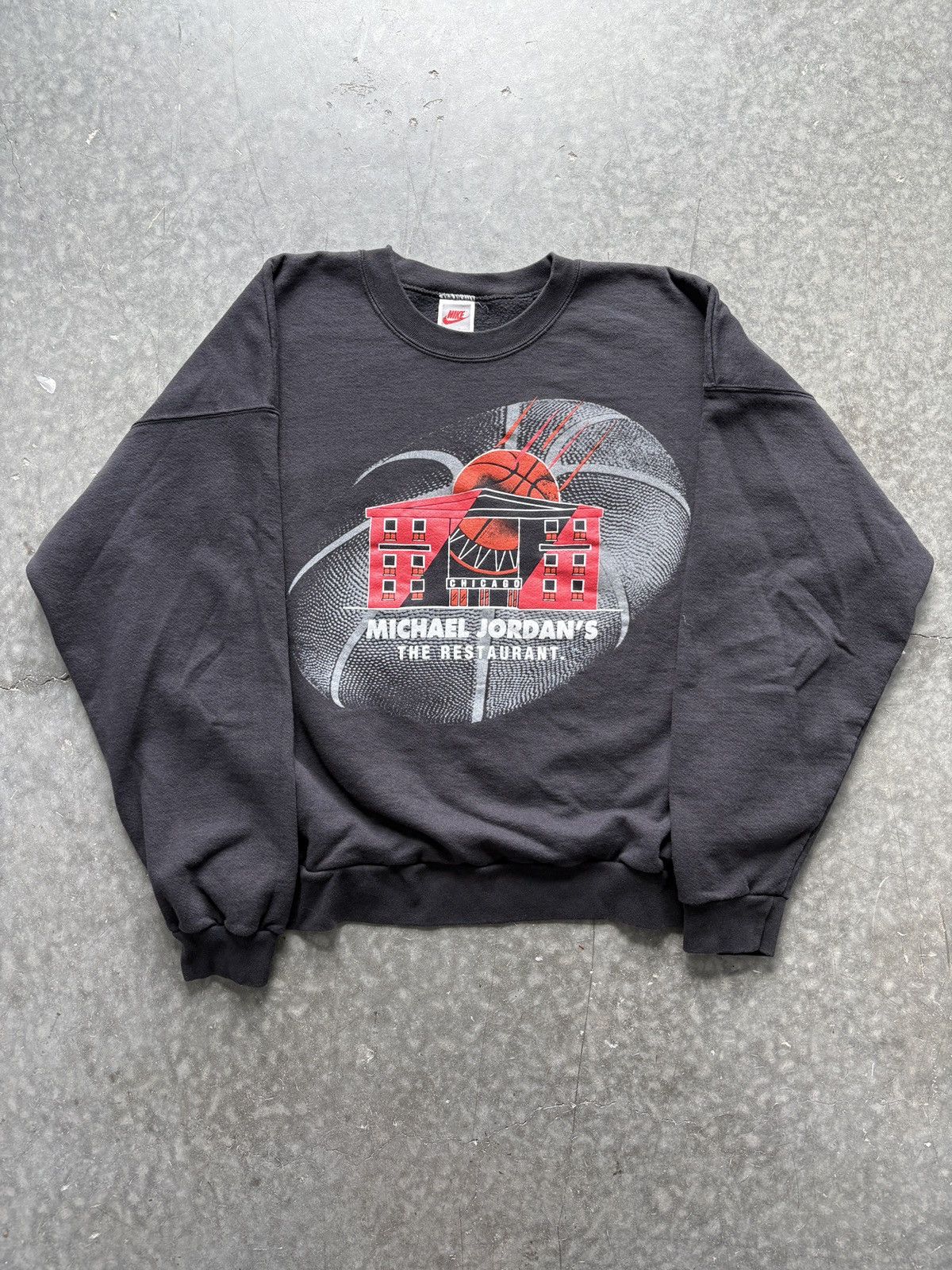 Nike Vintage 90s Nike Michael Jordan The Restaurant Sweatshirt Size US XL / EU 56 / 4 - 1 Thumbnail