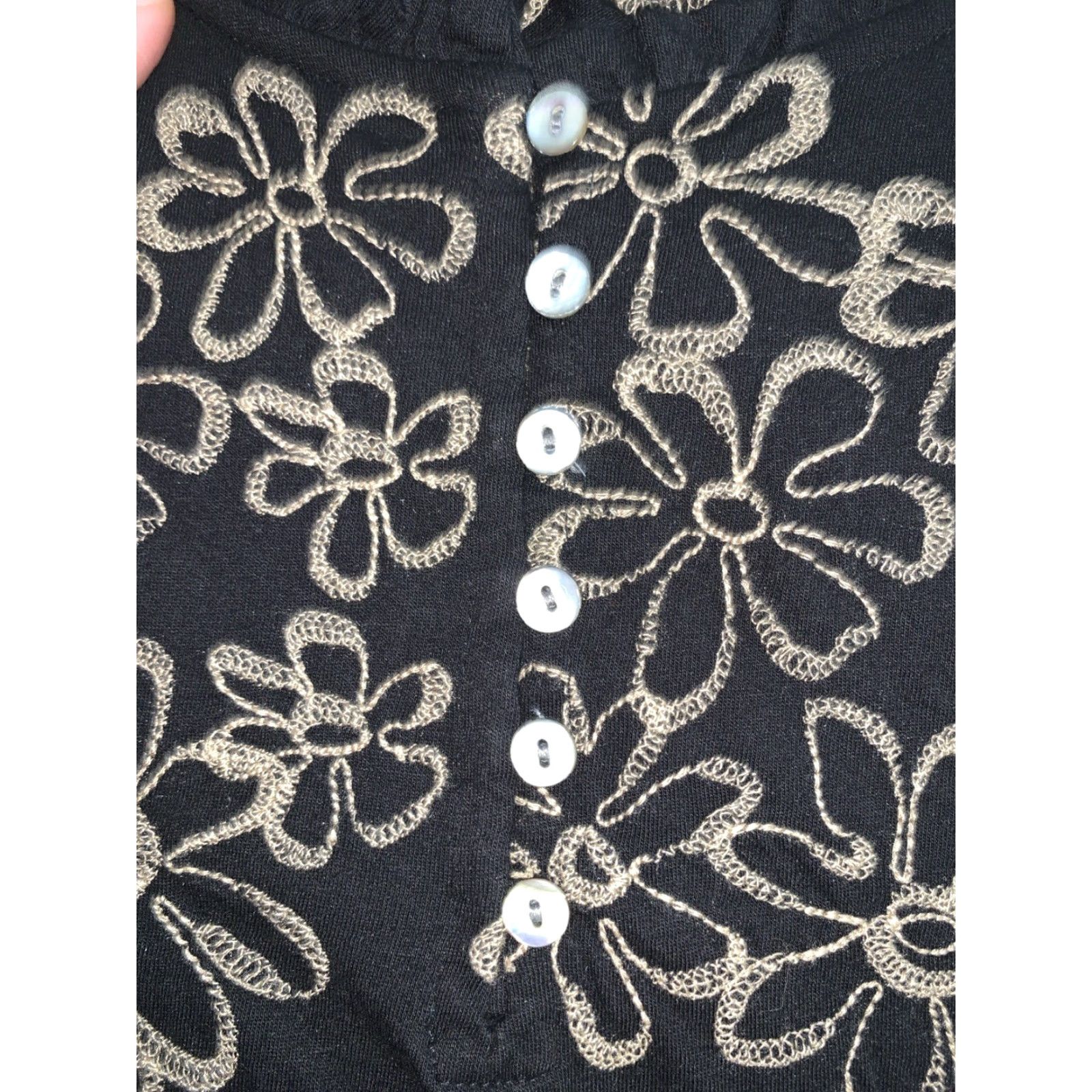 J. Jill J Jill Shirt XS Black Embroidered Floral 3/4 Sleeve Button Pullover Blouse Size XS / US 0-2 / IT 36-38 - 4 Thumbnail