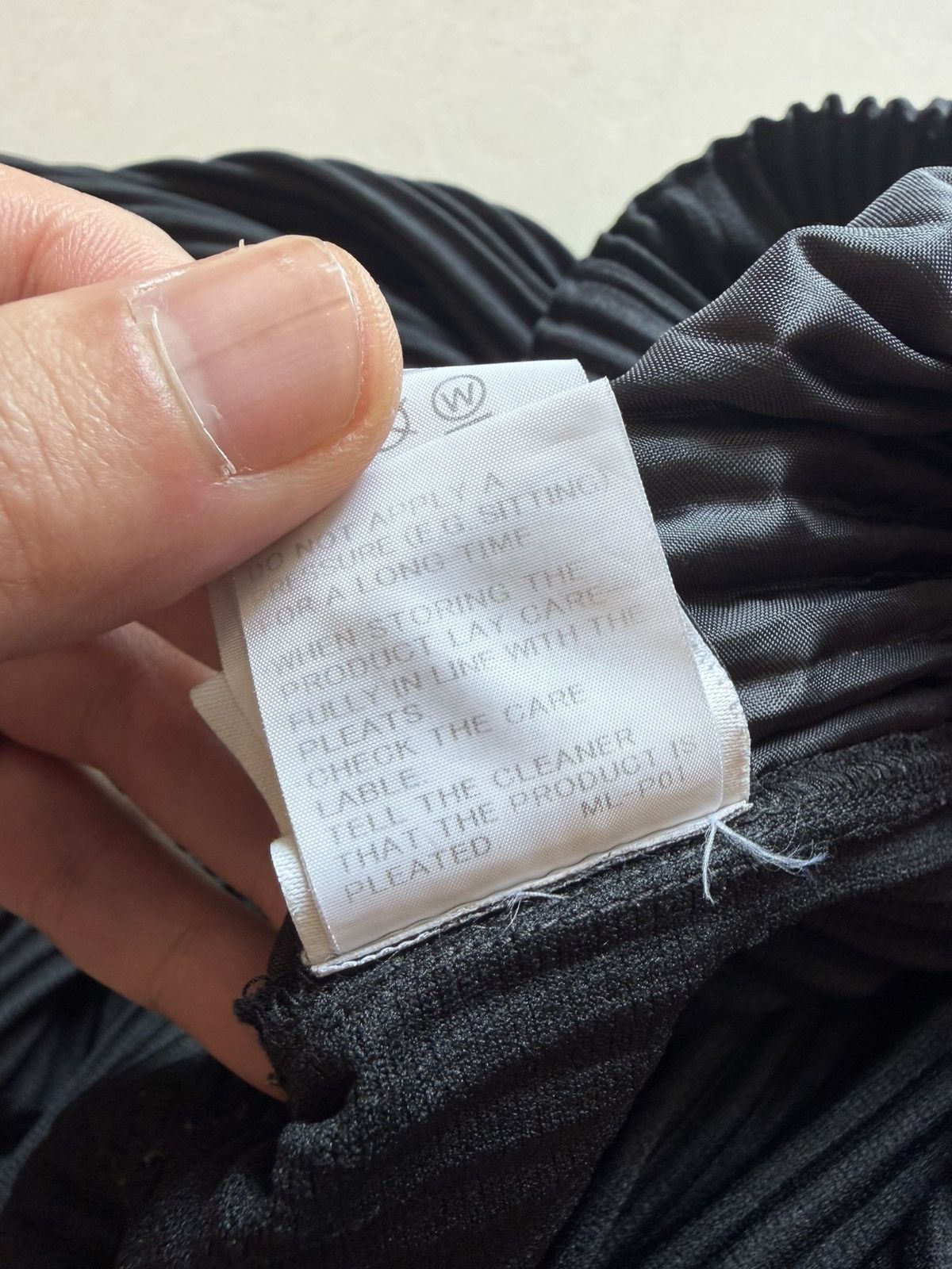 Homme Plisse Issey Miyake ISSEY MIYAKE HOMME PLISSE HAKAMA PANTS Size US 36 / EU 52 - 8 Thumbnail