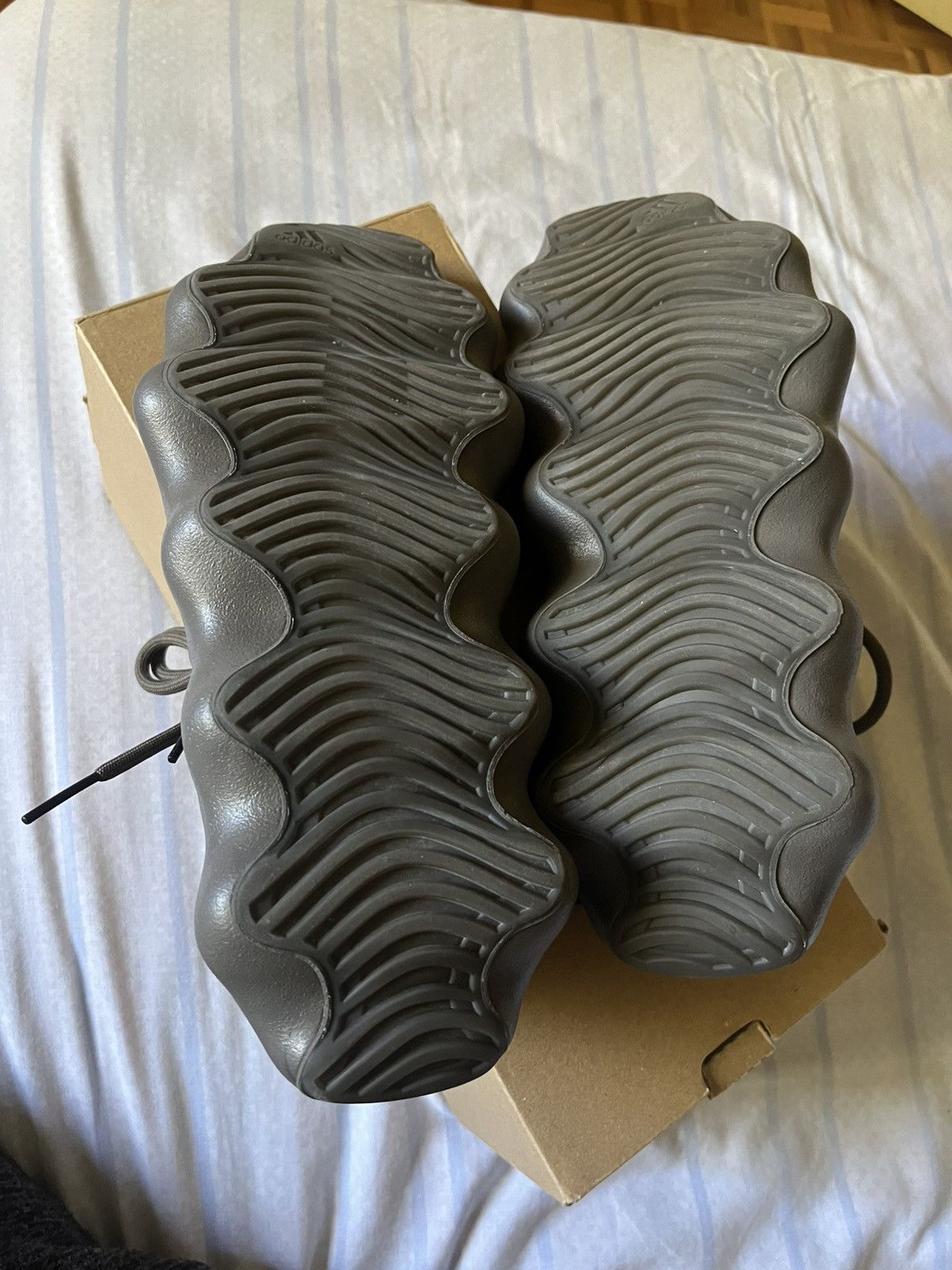 Yeezy Yeezy 450 Cinder Size US 9.5 / EU 42-43 - 4 Thumbnail